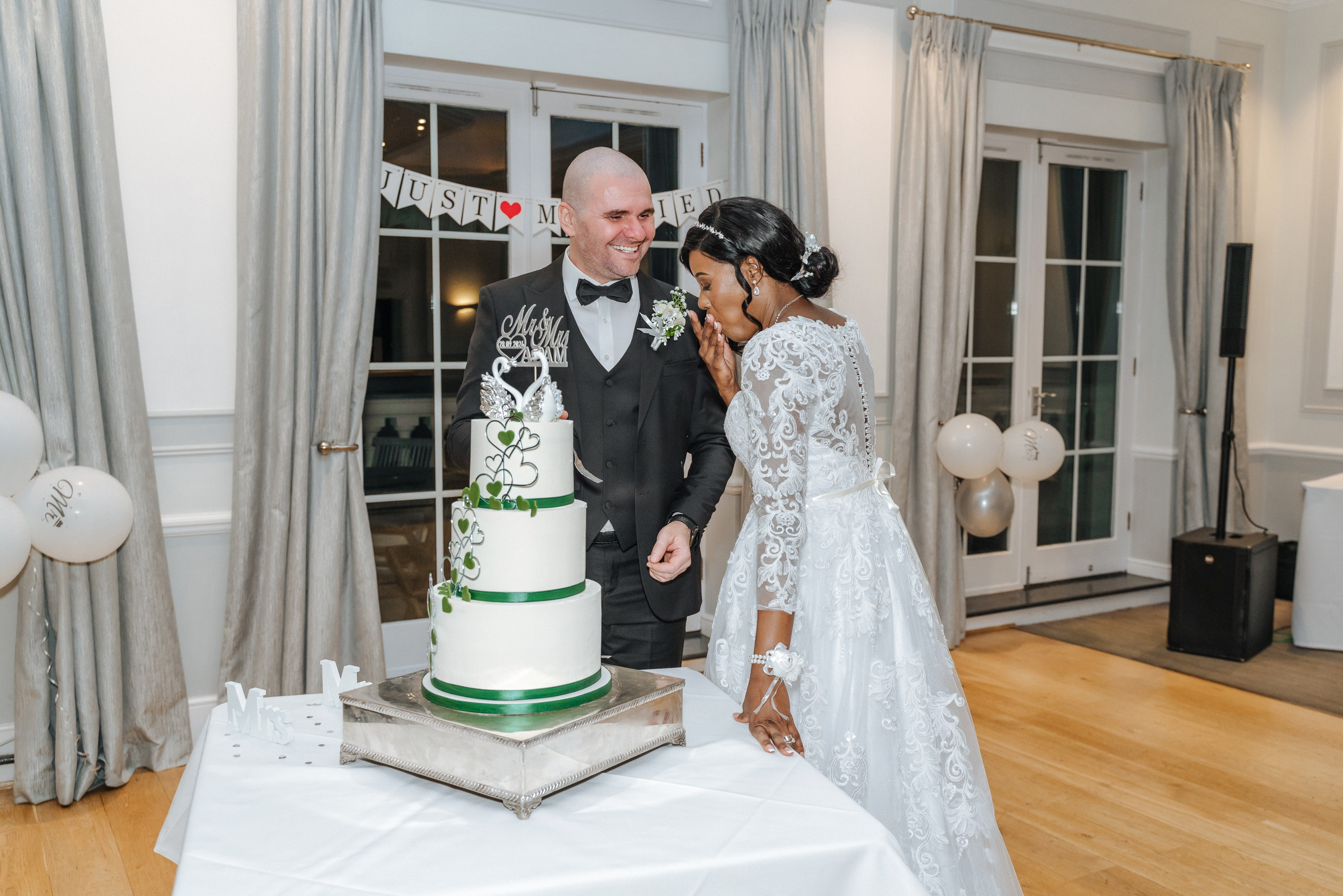 A wedding at Woldingham Golf Club, Woldingham Golf Club wedding, wedding photographer at Woldingham Golf Club