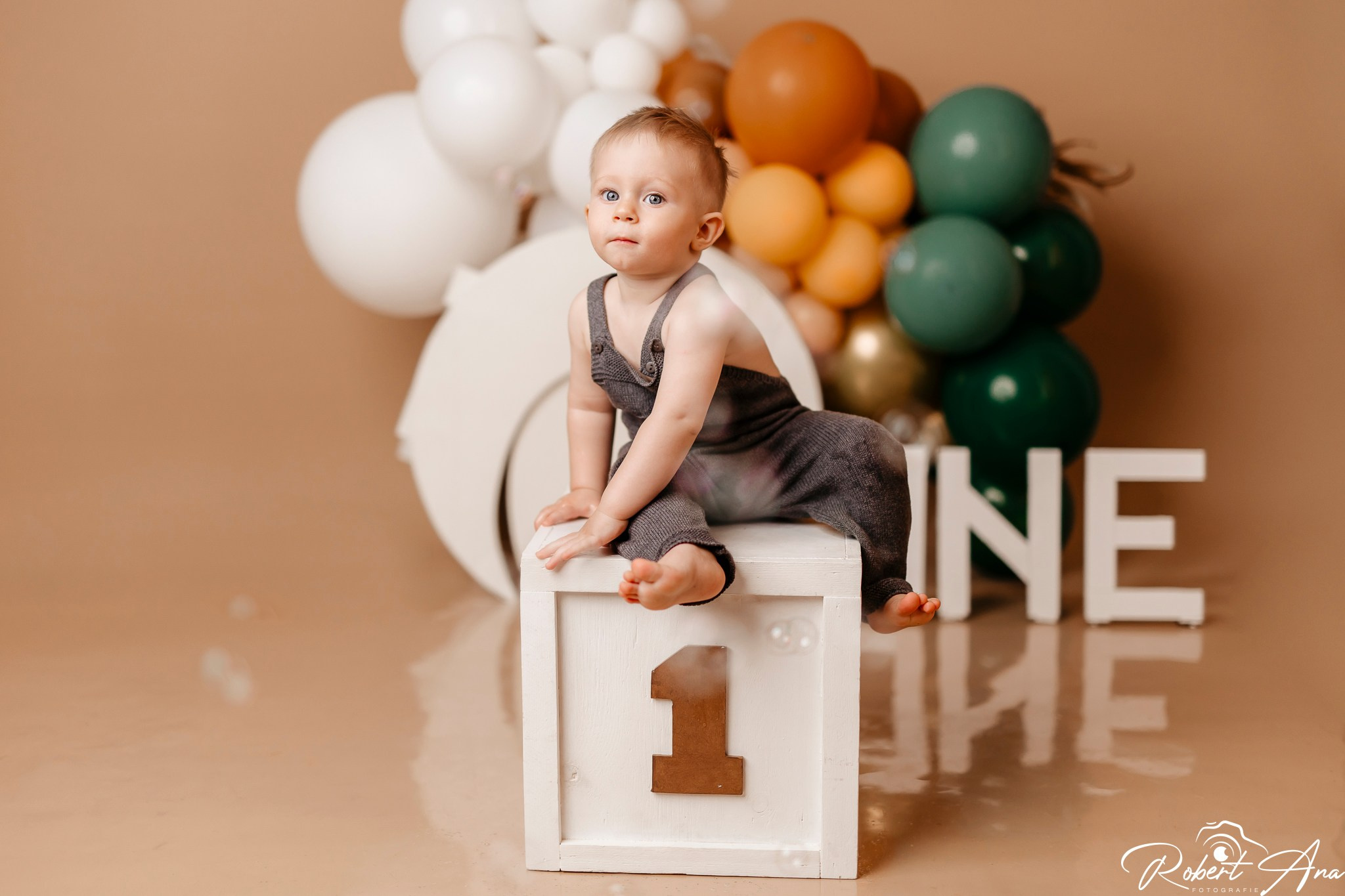 SMASH CAKE. Robert Blaj - Fotograf Nuntă Iași