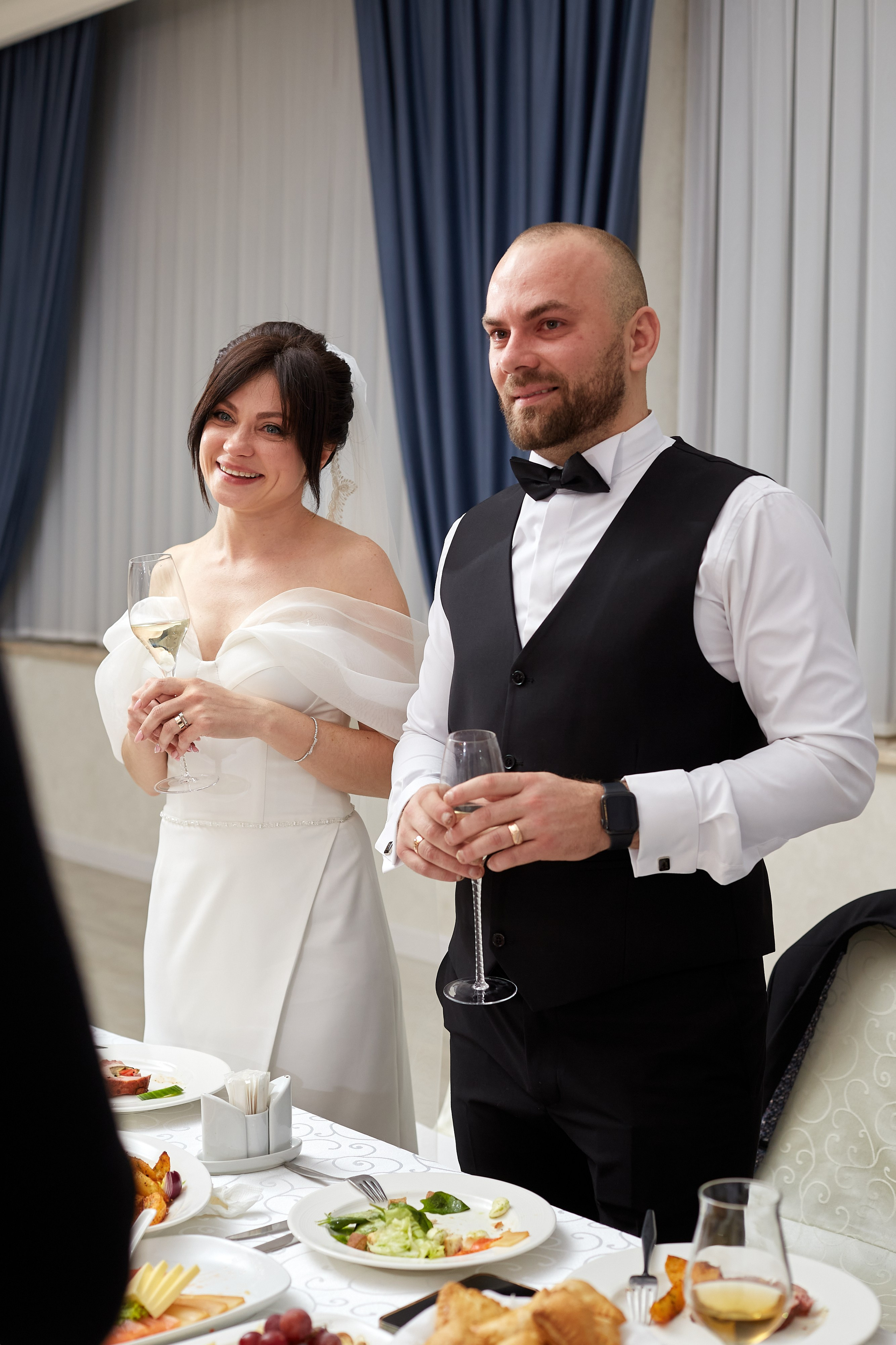 Богдан и Светлана. Дмитрий и Каролина Тофан