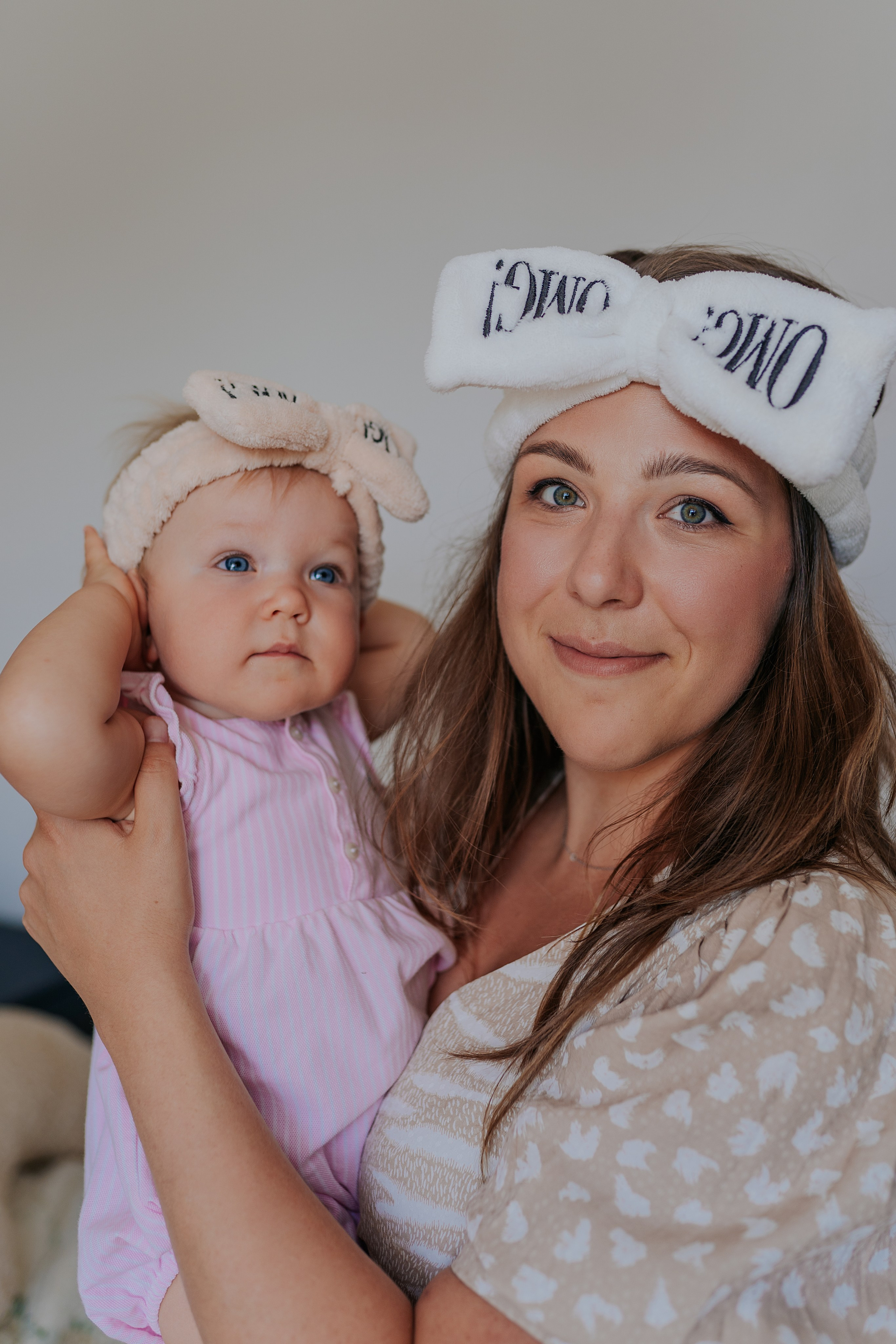 Family in Cambris. DiaFoto — Wow Photographer in Barcelona | Premium Barcelona Photoshoot Experience