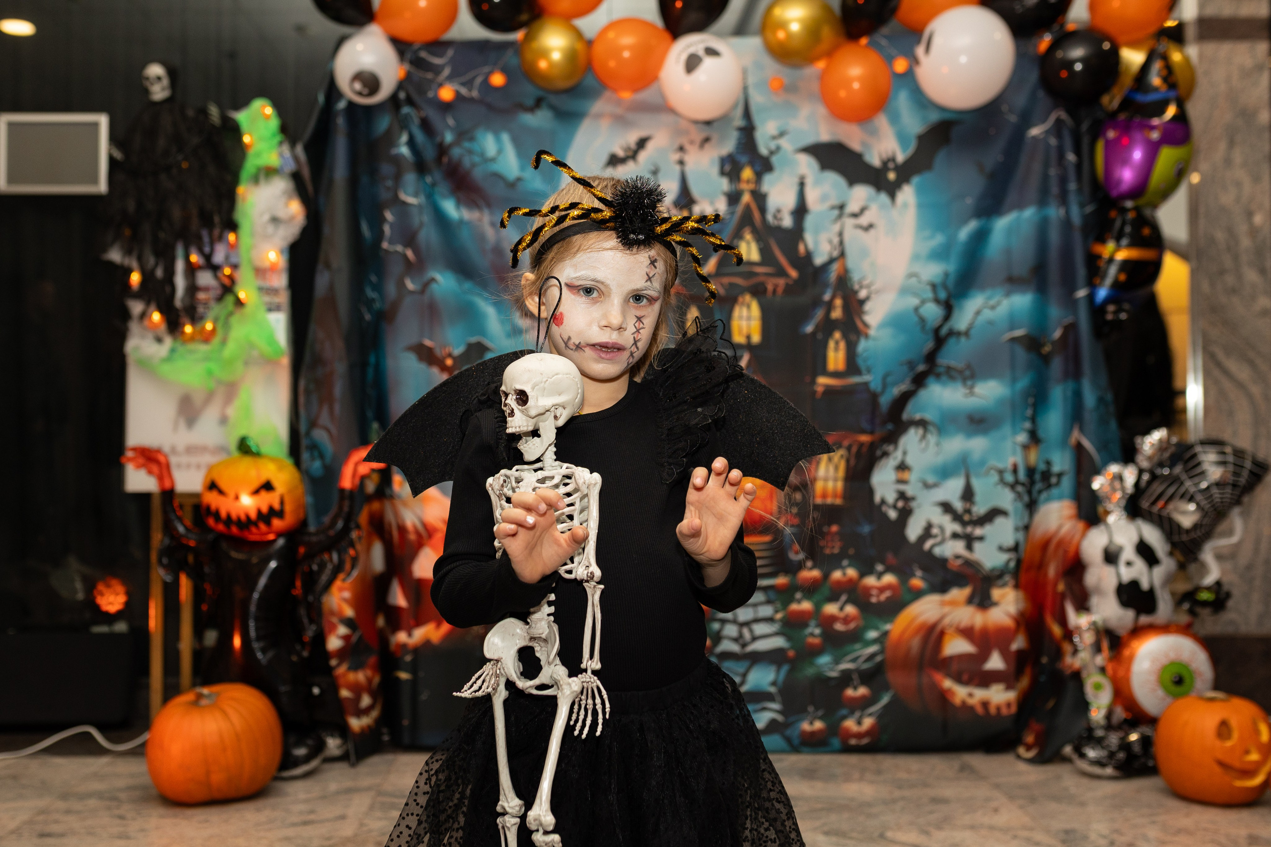 Leo dance studio Helloween 2025. Семейный и детский фотограф в Варшаве Мила Бобровская