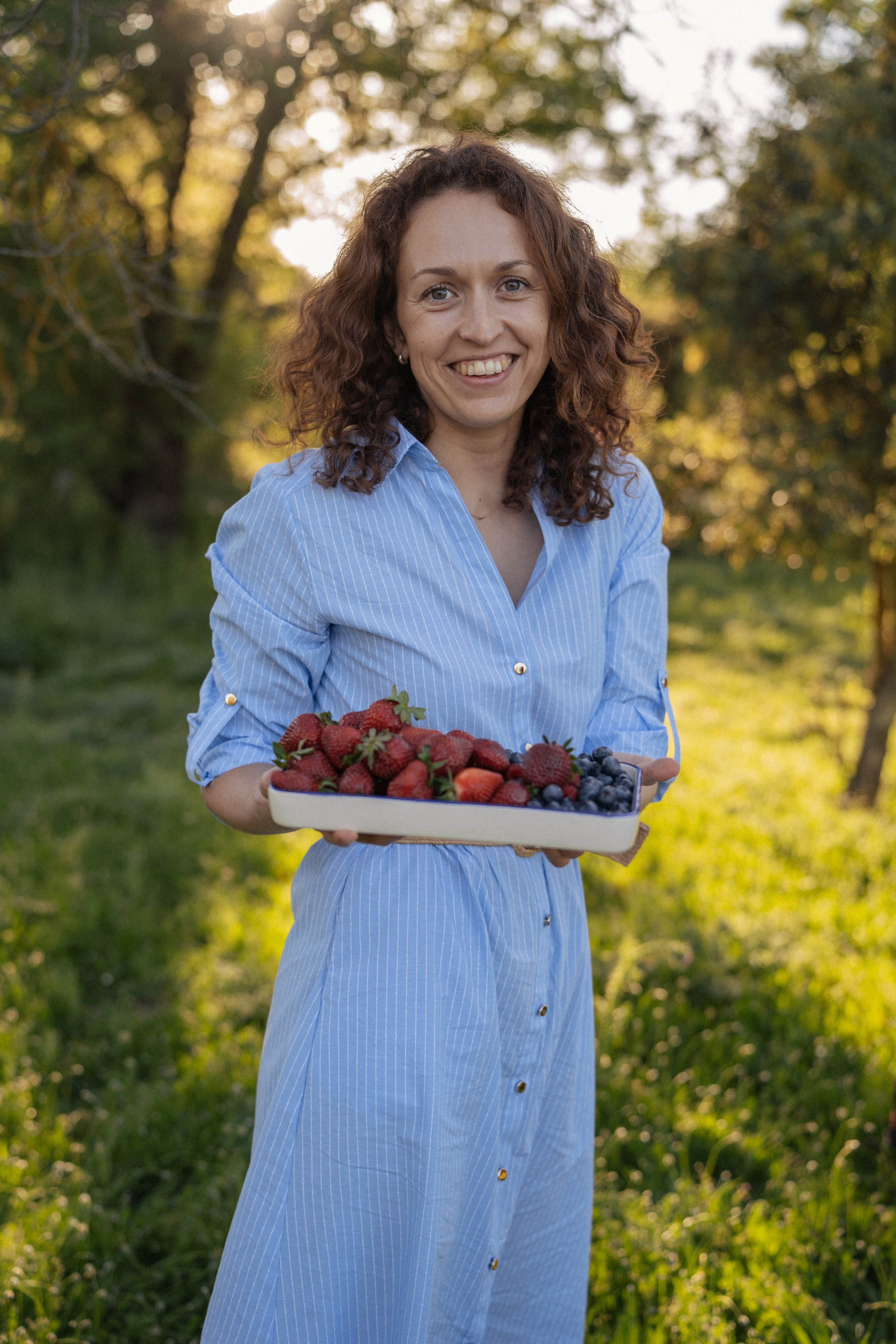 Professional Family Photography in nature. Photographer in Madrid, Spain. Alyona Belyaninova