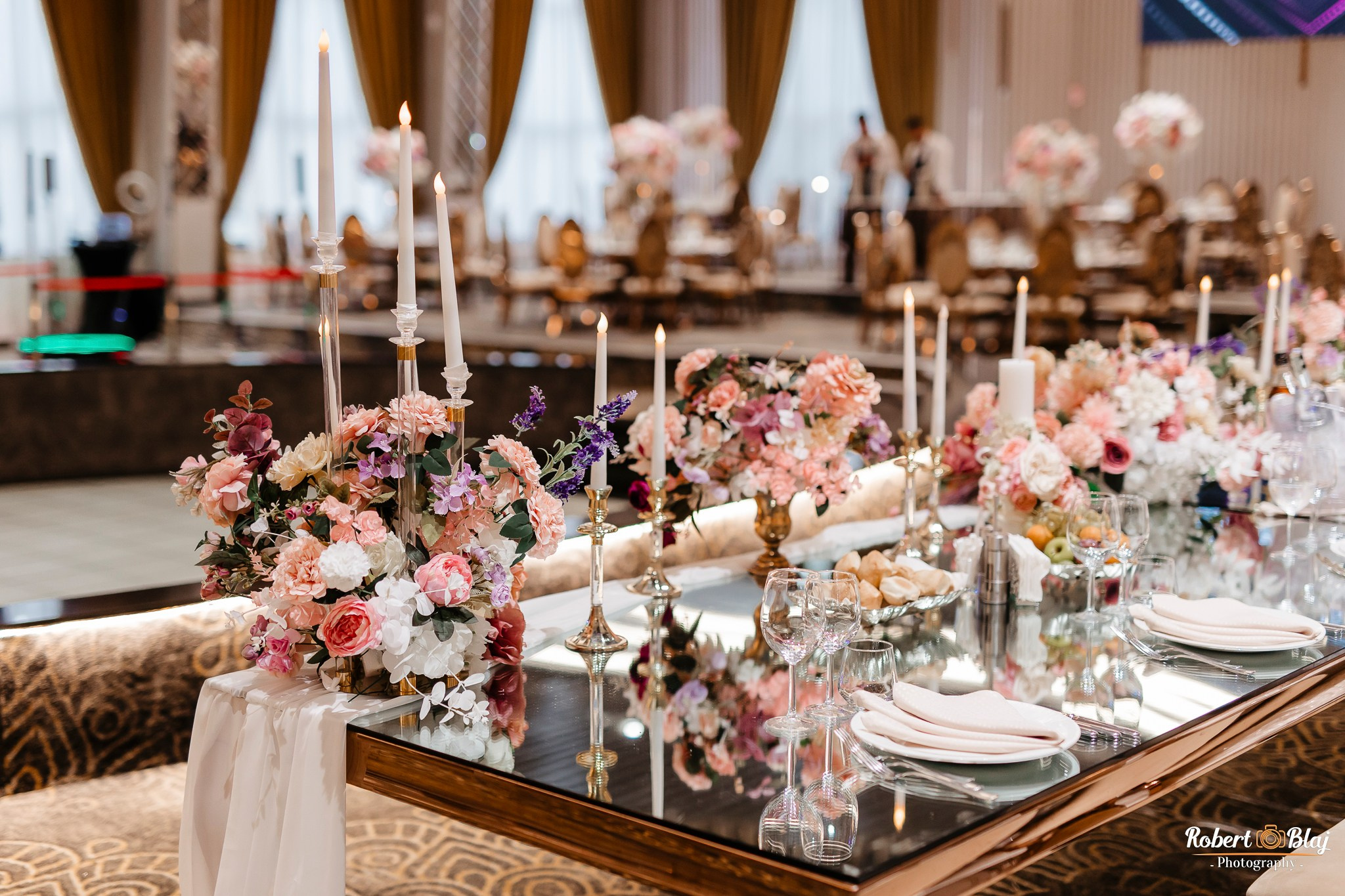 Roxana & Bogdan. Robert Blaj - Fotograf Nuntă Iași