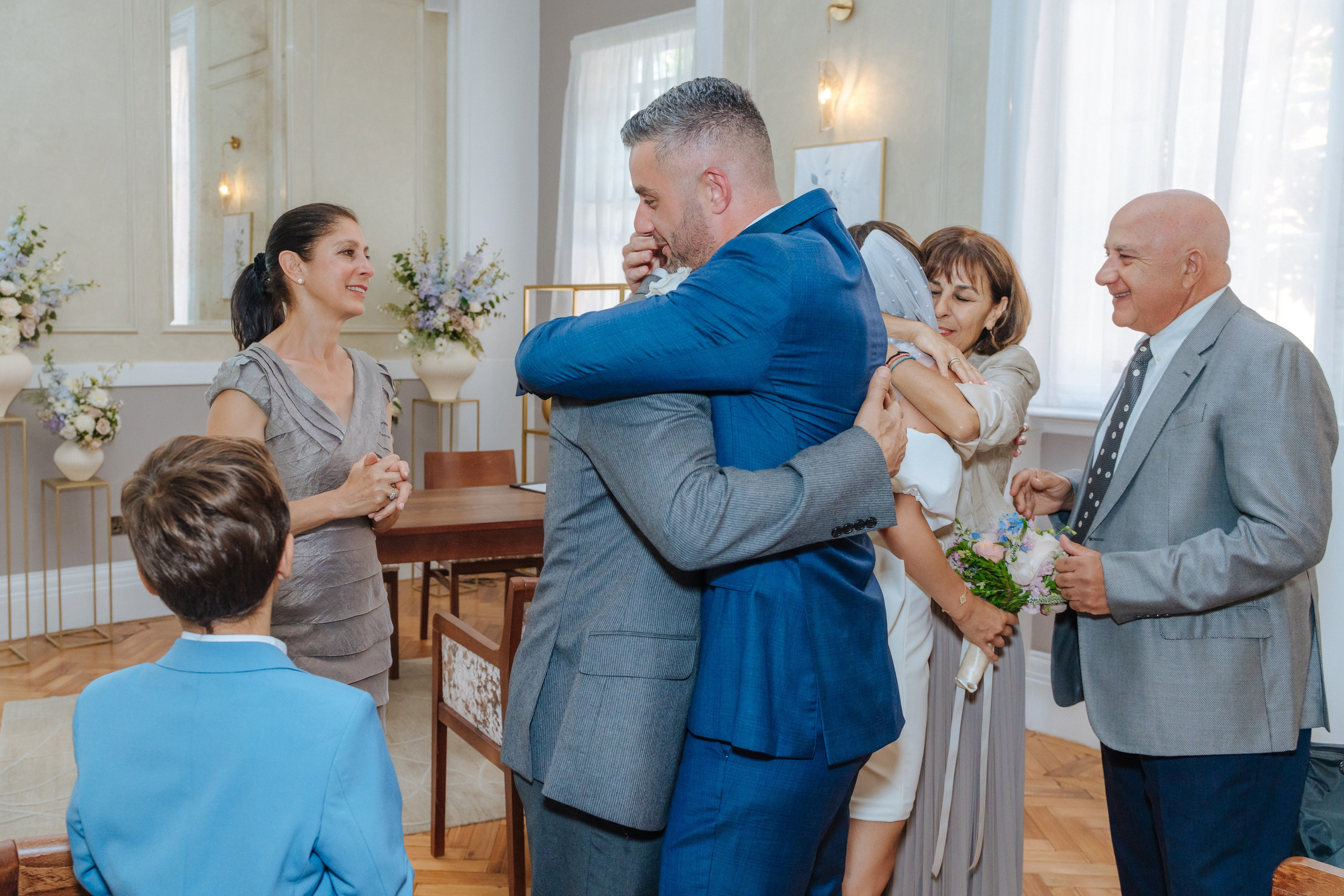 Civil ceremony at Chelsea Old Town Hall,  Wedding in Chelsea, Wedding in London,  wedding photographer in Chelsea, wedding photographer in London