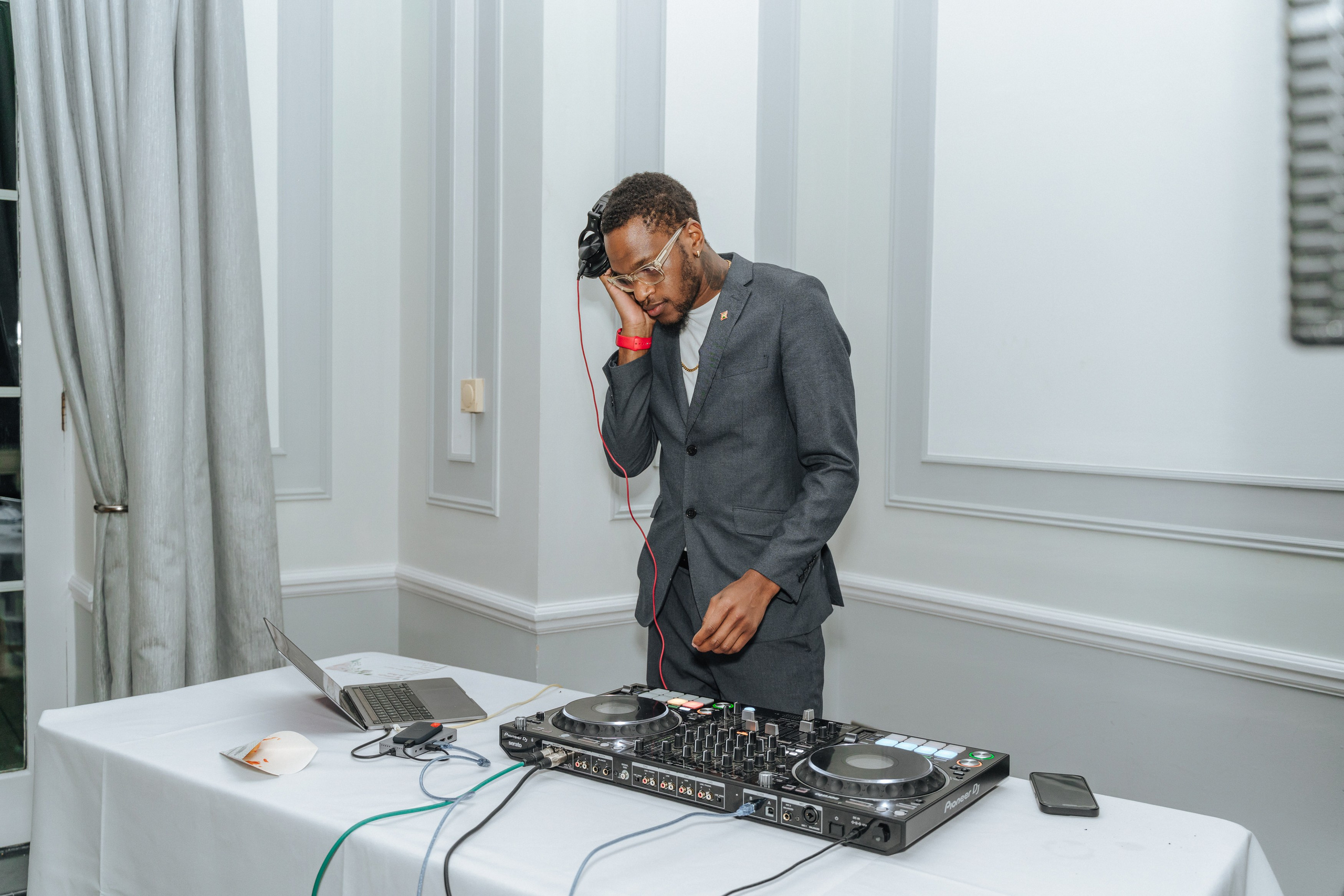 A wedding at Woldingham Golf Club, Woldingham Golf Club wedding, wedding photographer at Woldingham Golf Club