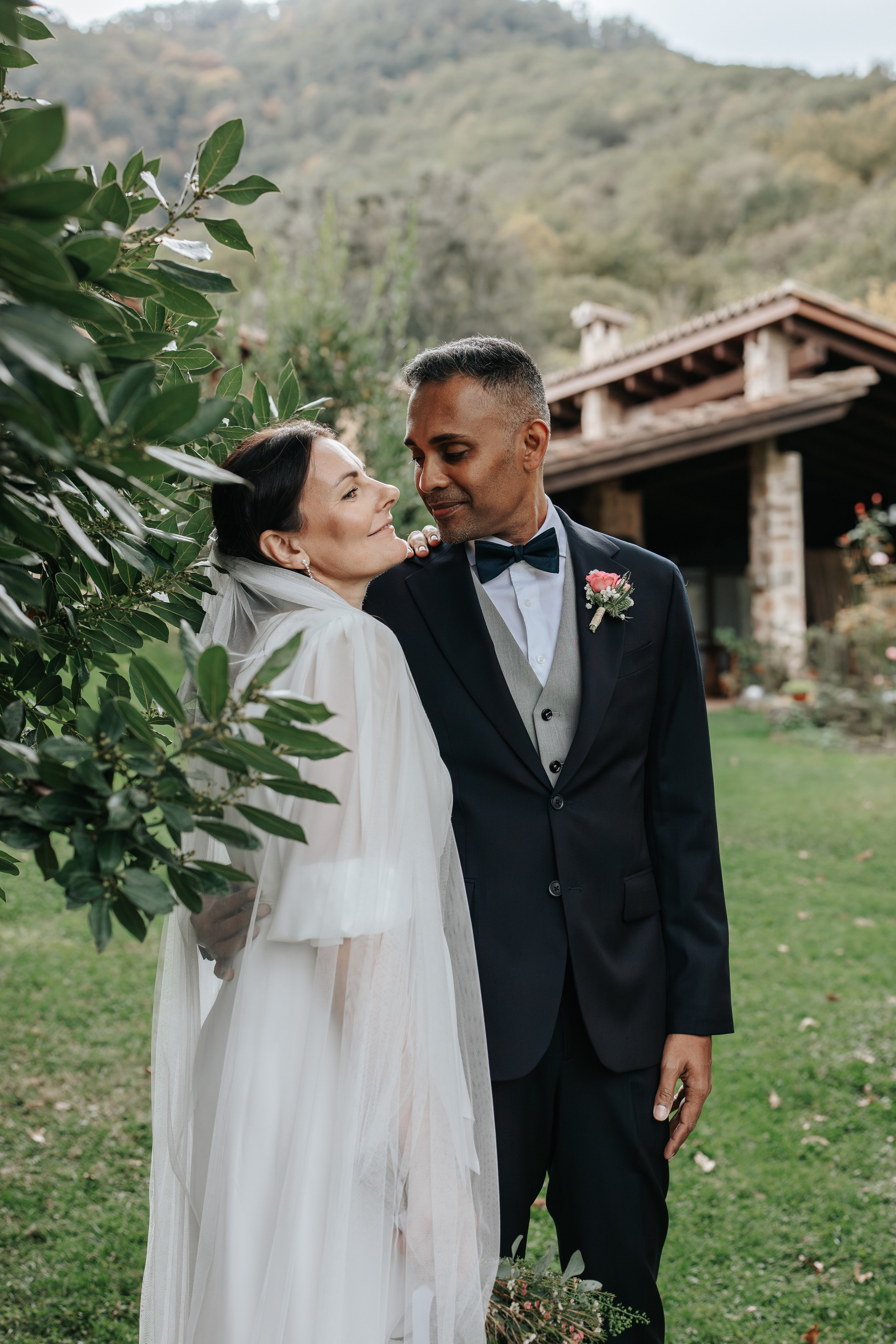 Aurelia+Anand, 02.11.2025, Olot. Fotógrafa de bodas en Cataluña