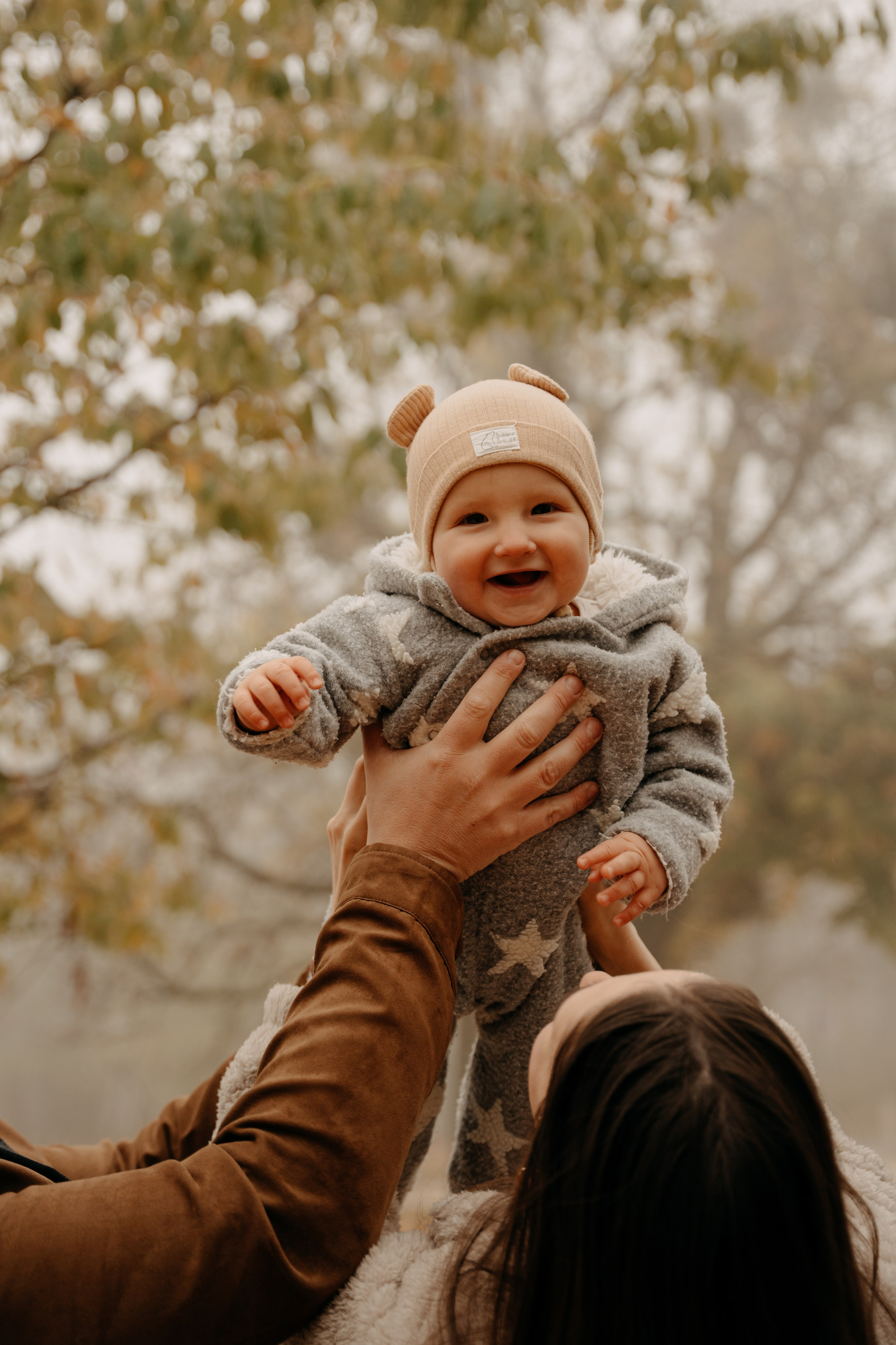Bendegúz a ködös Normafán. Kezdőlap
