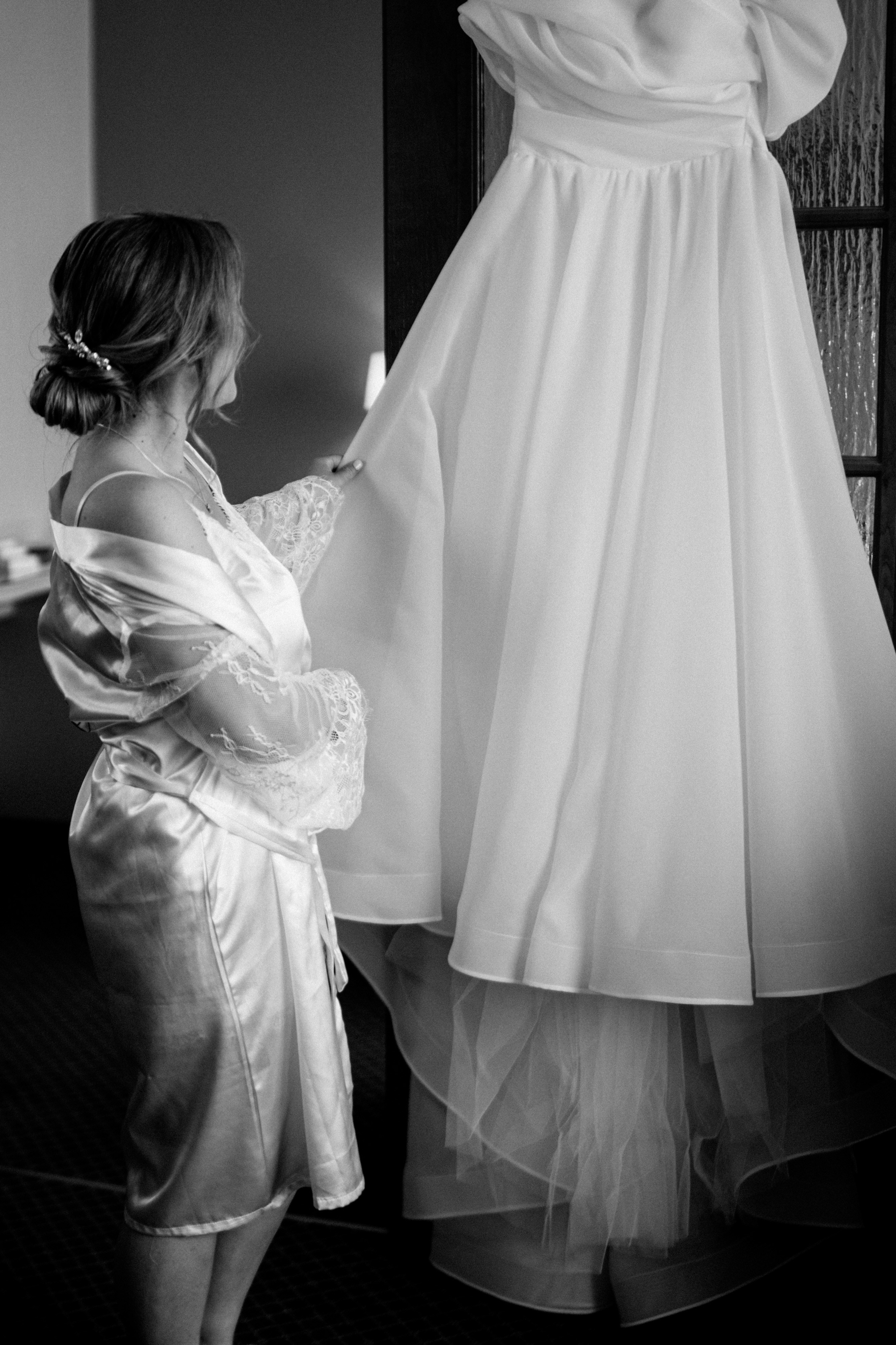 Alexandra + Andrei / Iasi. Foto-Video Nunta Iasi, Suceava, Bucuresti / Disponibilitate 2025 — 2026 — 2027