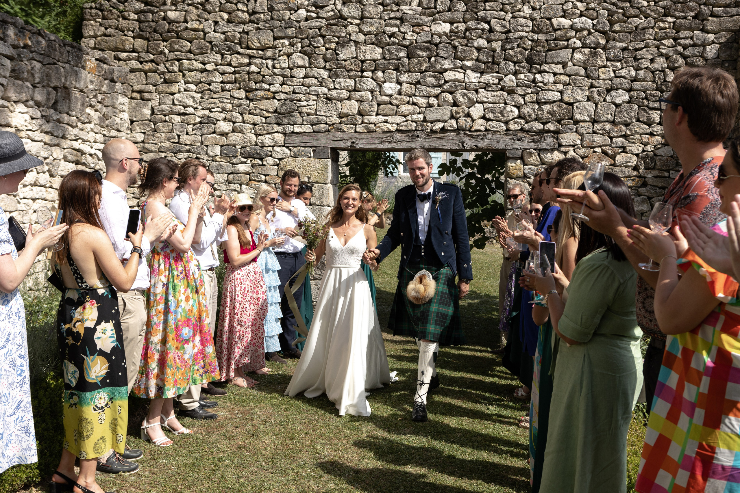 Mariage anglo-écossais à Souquet Hall, Aquitaine, France. Eugénie Smirnova — Photographe à Toulouse et dans le Sud-Ouest