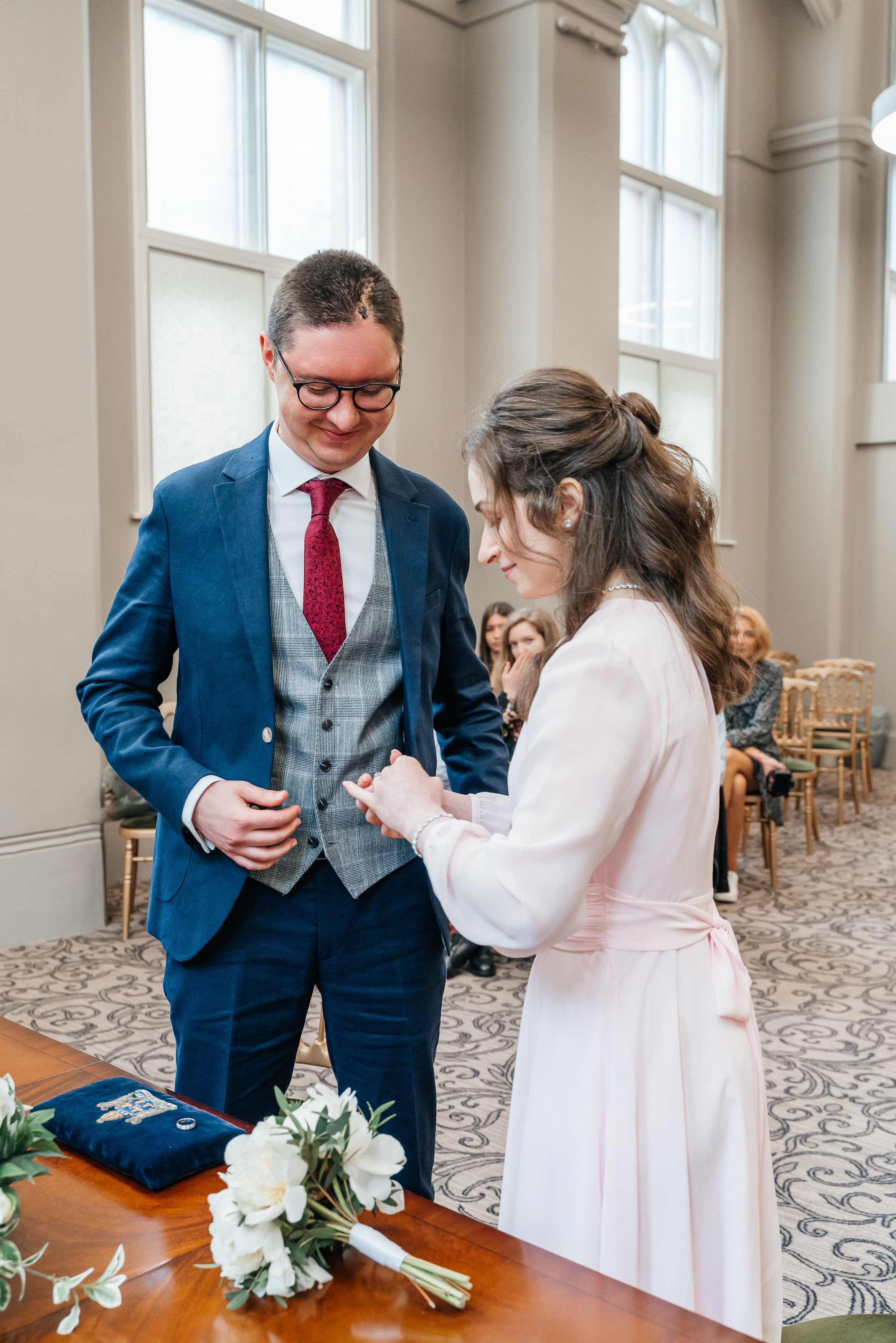 Reading Town Hall, Reading Town Hall civil ceremony, small wedding at Reading Town Hall, wedding at Reading, wedding at Reading, civil ceremony at Reading, small civil ceremony Reading Town Hall