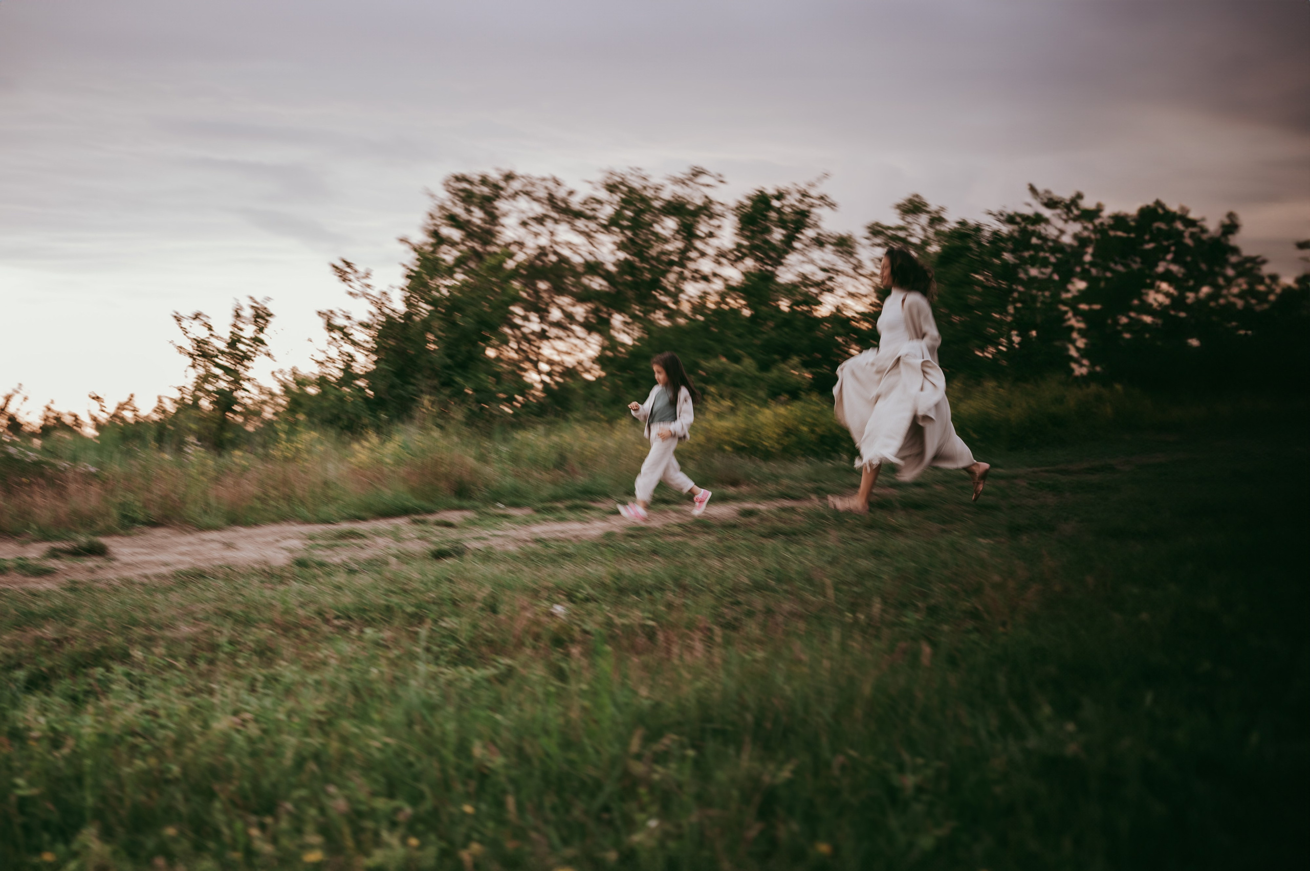 Bojana i Srna / mammy and me photosession. Deciji i porodicni fotograf u Beogradu Oksana Skendzic