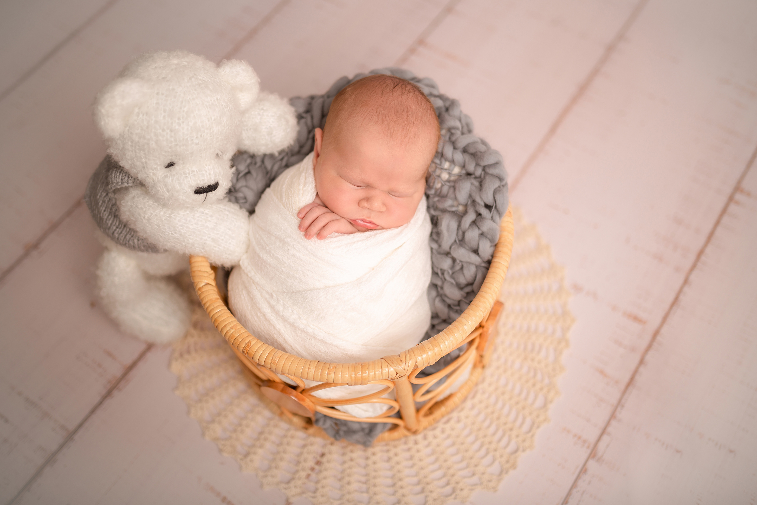 Neugeborene. Neugeborenen, Kinder, Familie Fotografin Oberhausen NRW Marina Lykov