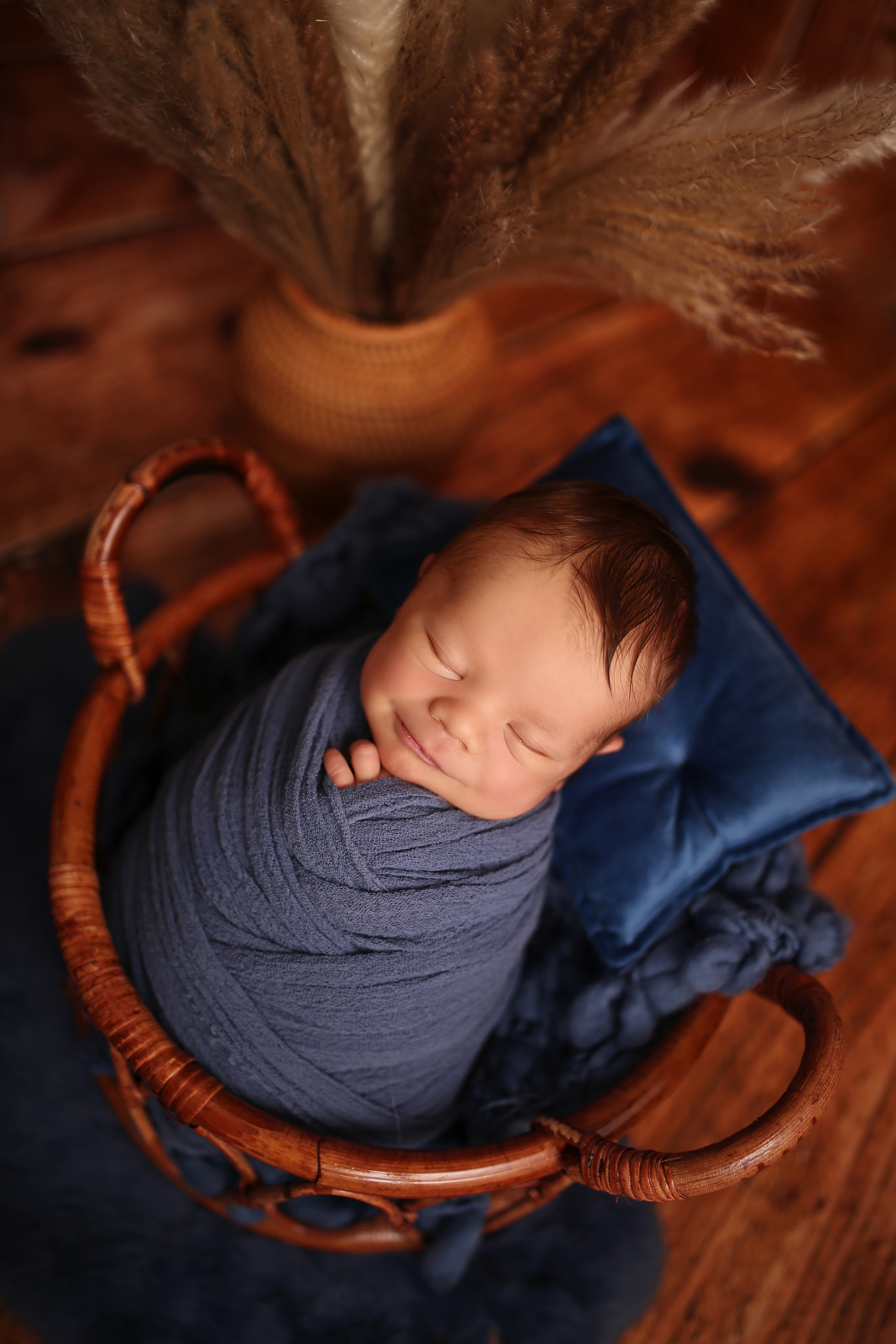 Neugeborene. Neugeborenen, Kinder, Familie Fotografin Oberhausen NRW Marina Lykov
