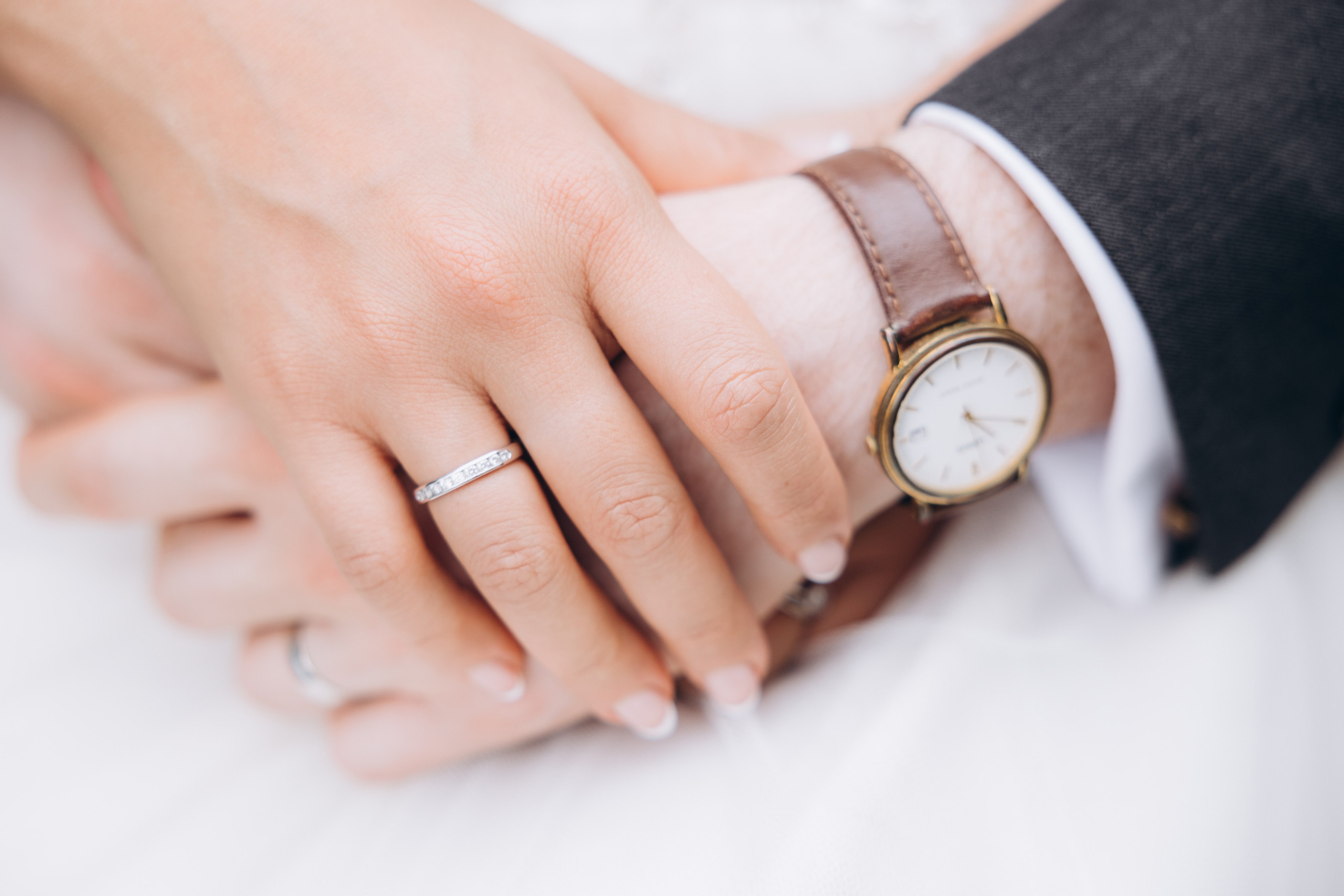 Chloé & Tom. Eugenie Smirnova — wedding, corporate and lifestyle photographer in Toulouse and Southwest France