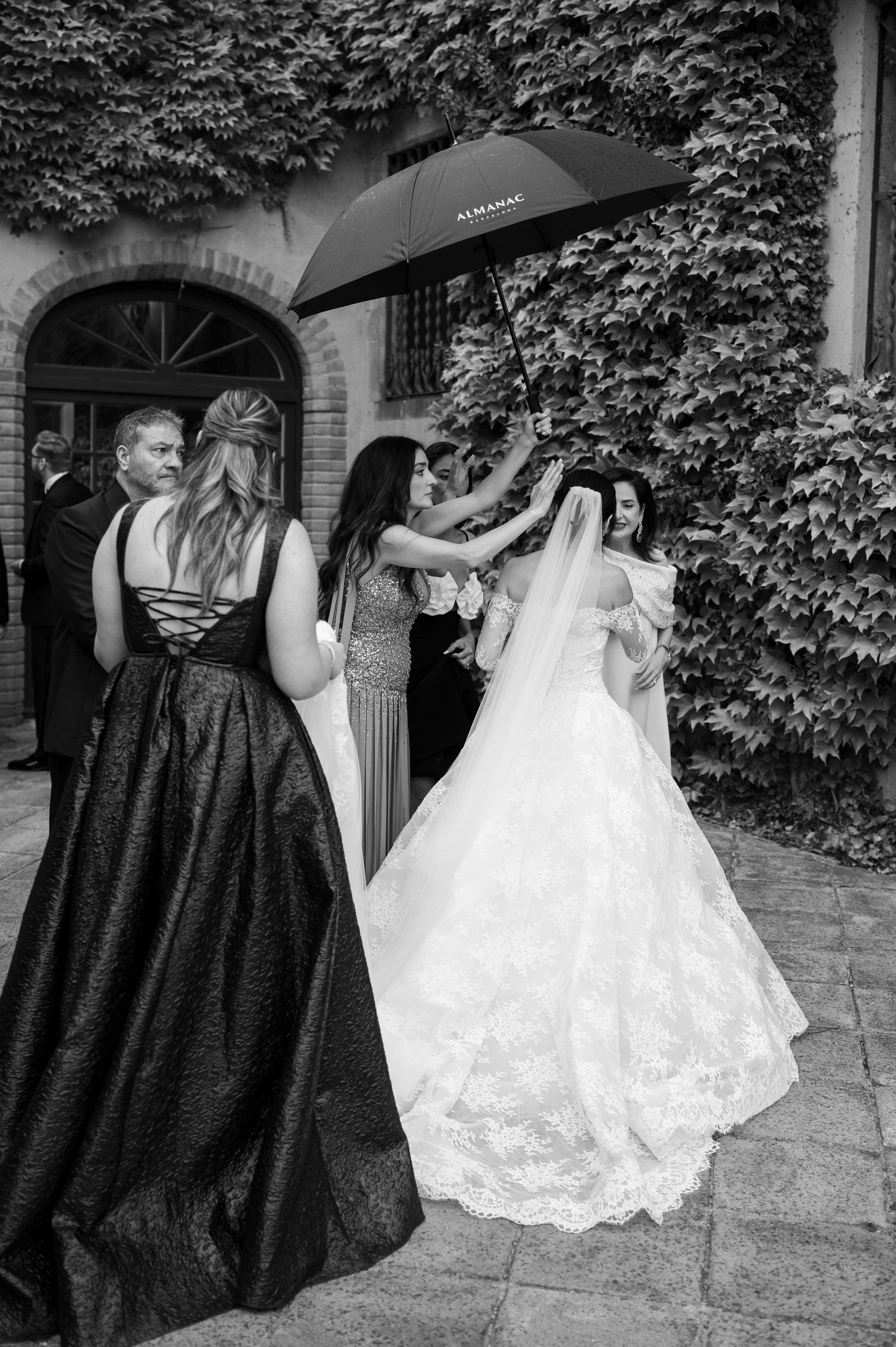 Sara & Javid. Wedding photographer in Spain