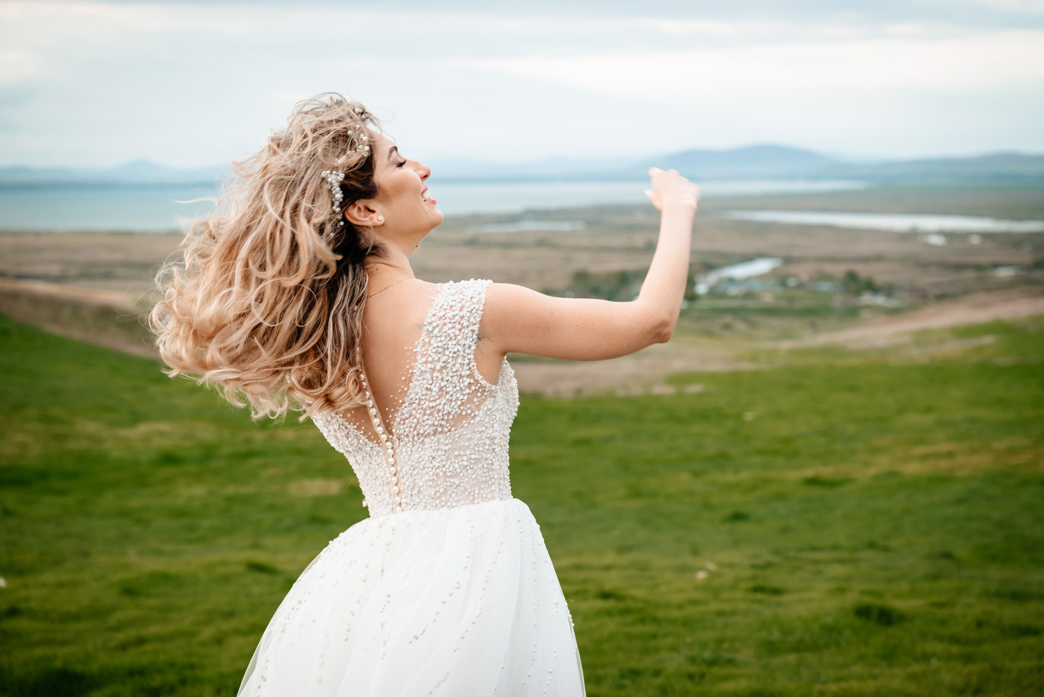 Alexandra & Robert. Www.besttalesstudio.com