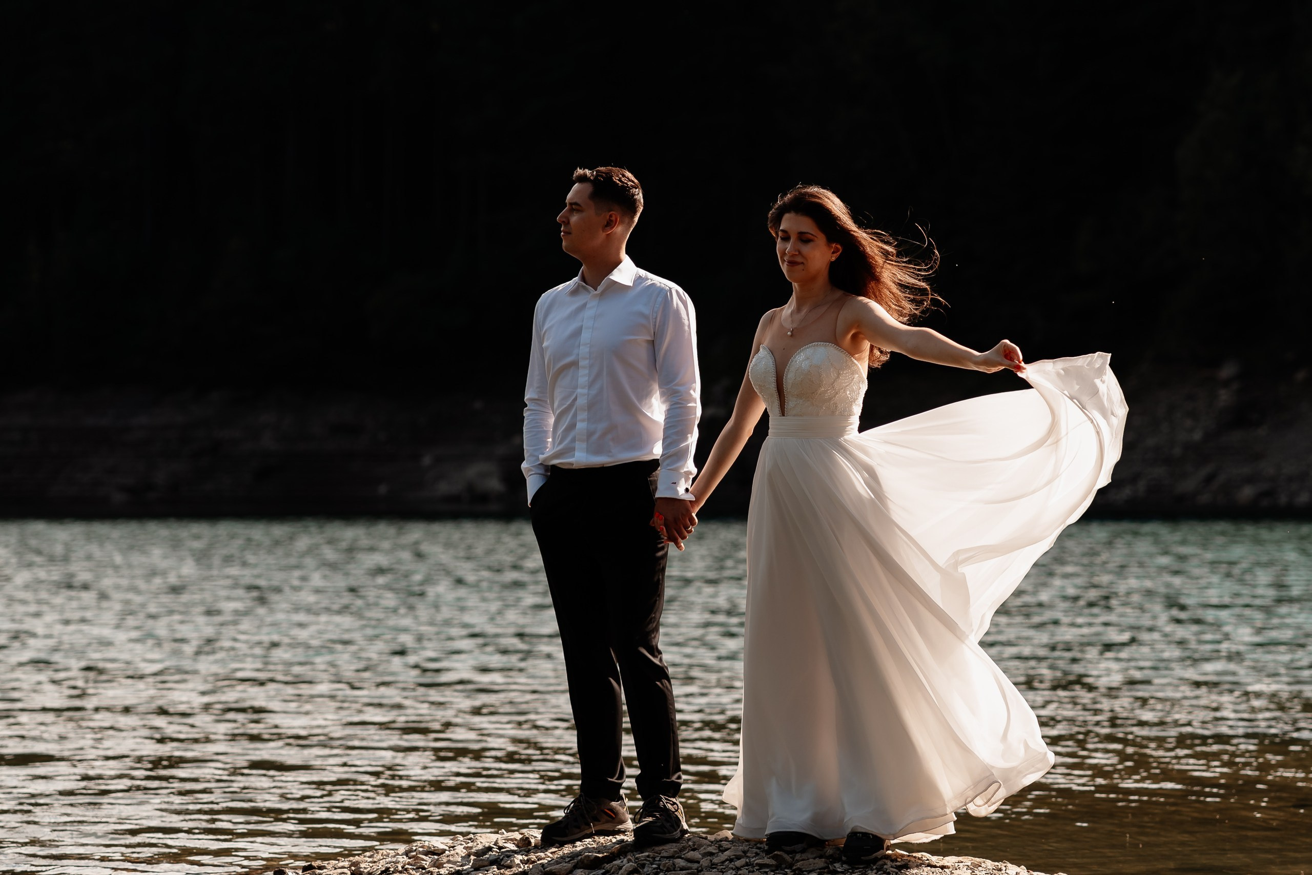 Trash the Dress la Lacul Bolboci  | Mihai Popa Fotograf. Fotograf Nuntă & Botez București - Mihai Popa | Dincolo de oameni, imortalizez emoții!