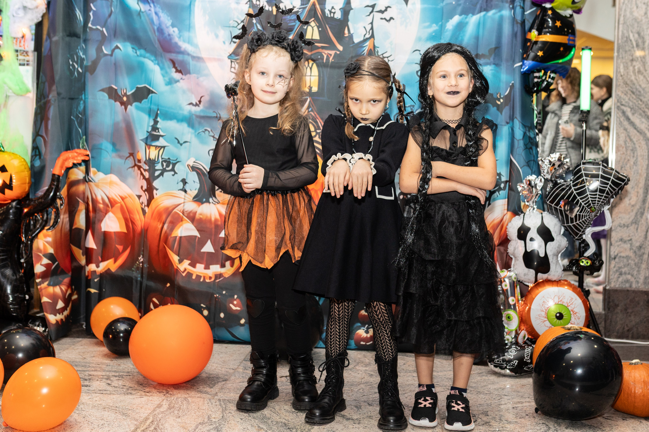 Leo dance studio Helloween 2025. Семейный и детский фотограф в Варшаве Мила Бобровская