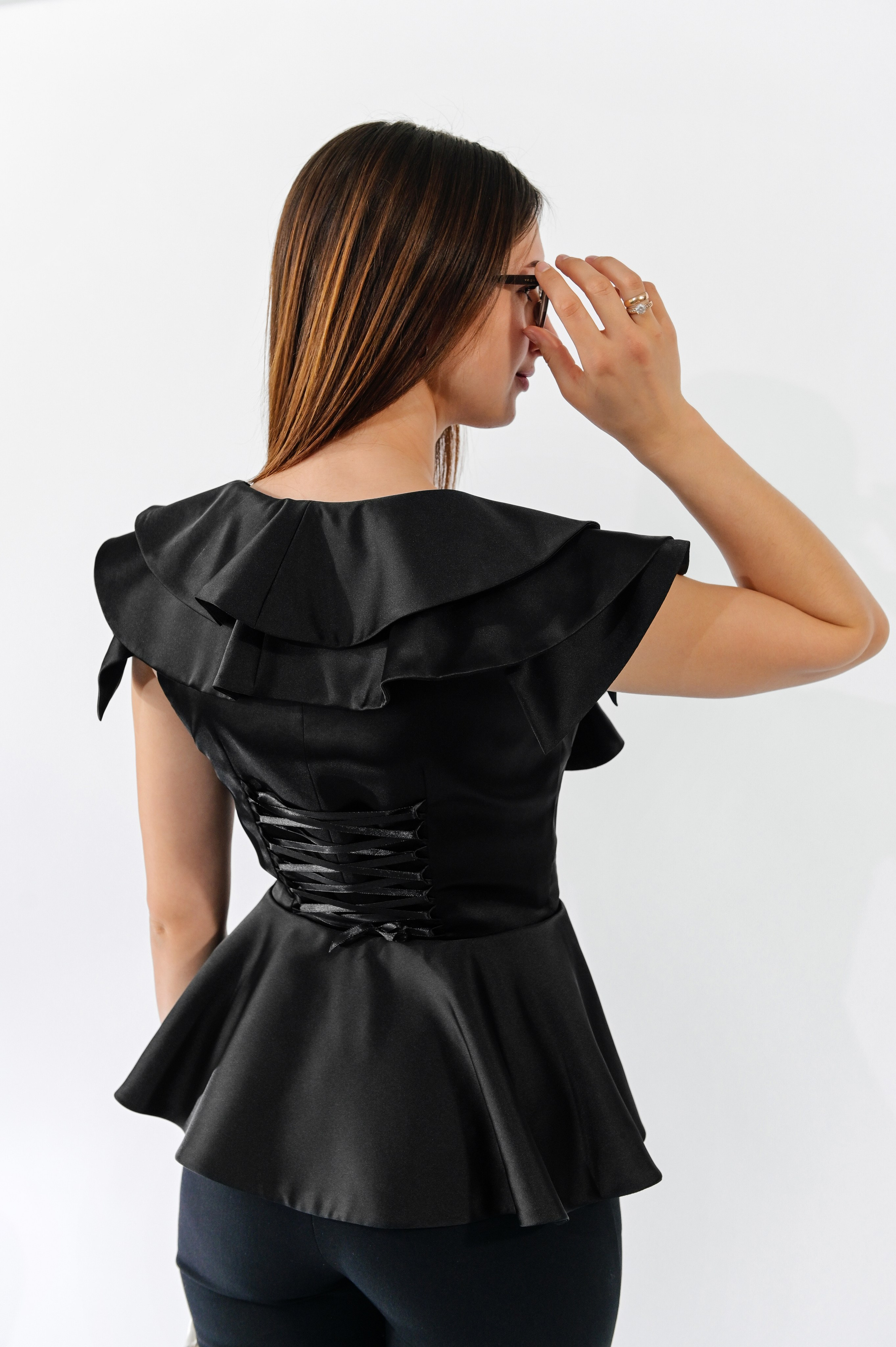 Vestă-corset. Designer vestimentar: elaborarea, proiectarea și confectionare…