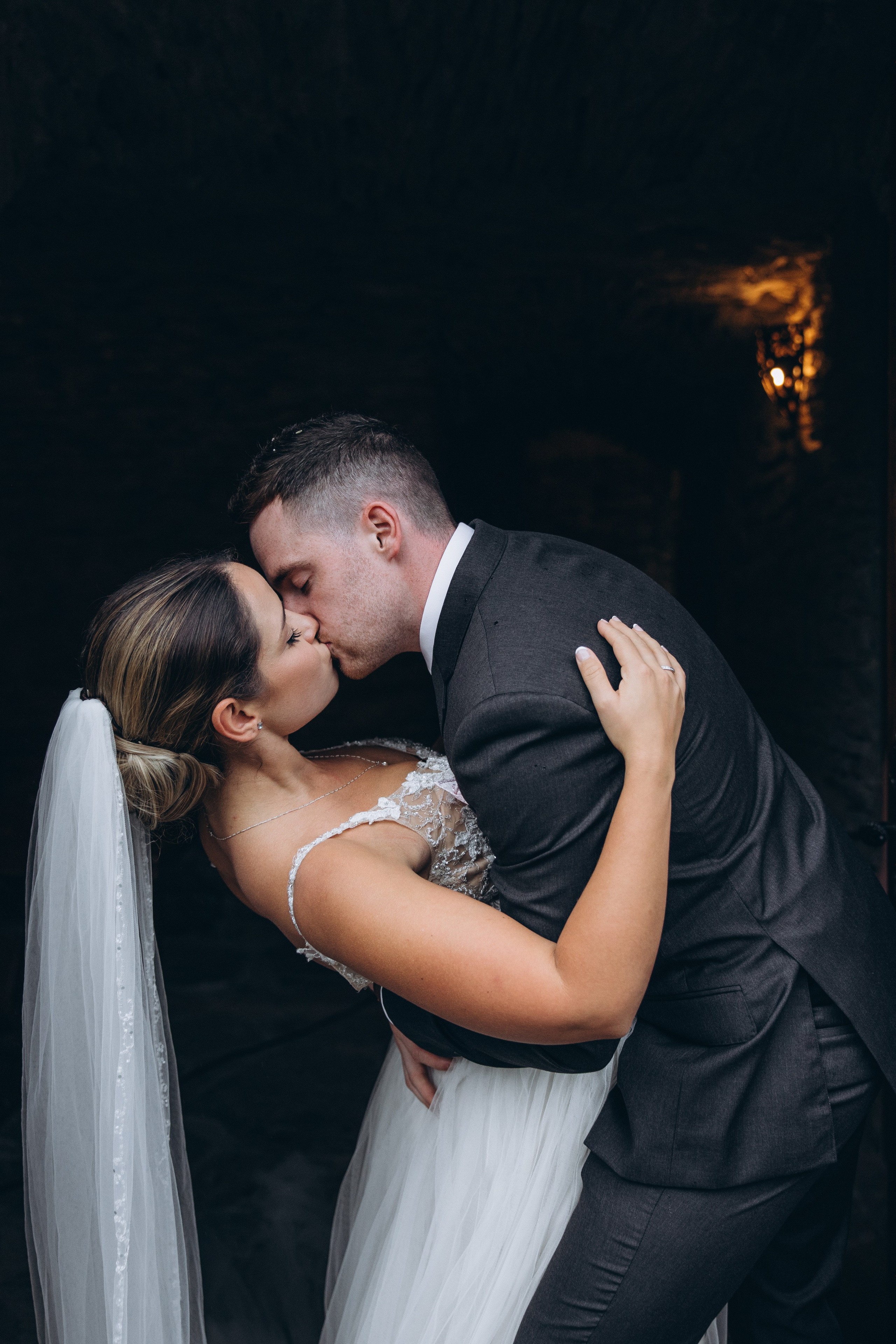 Chloé & Tom. Eugenie Smirnova — wedding, corporate and lifestyle photographer in Toulouse and Southwest France