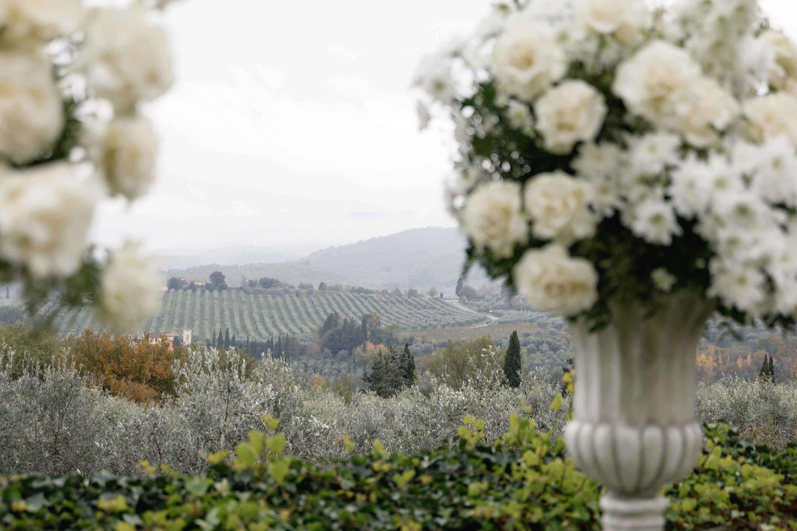 Destination wedding Photographer Italy Tuscany Rome Como Umbria. Wedding Photographer Rome Tuscany Como Sicily Puglia Amalfy Italy- Oksana Savenchuk