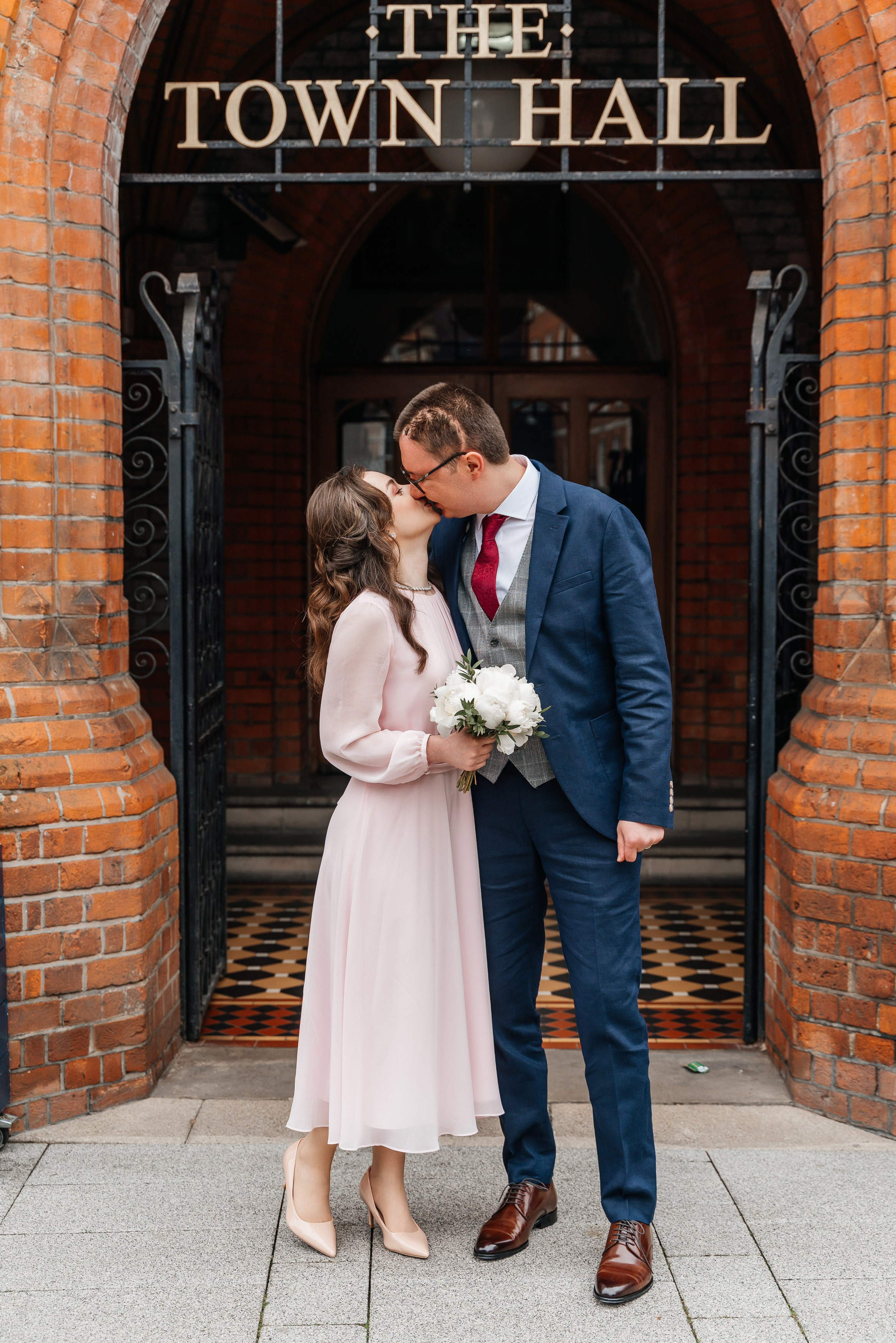 Reading Town Hall, Reading Town Hall civil ceremony, small wedding at Reading Town Hall, wedding at Reading, wedding at Reading, civil ceremony at Reading, small civil ceremony Reading Town Hall