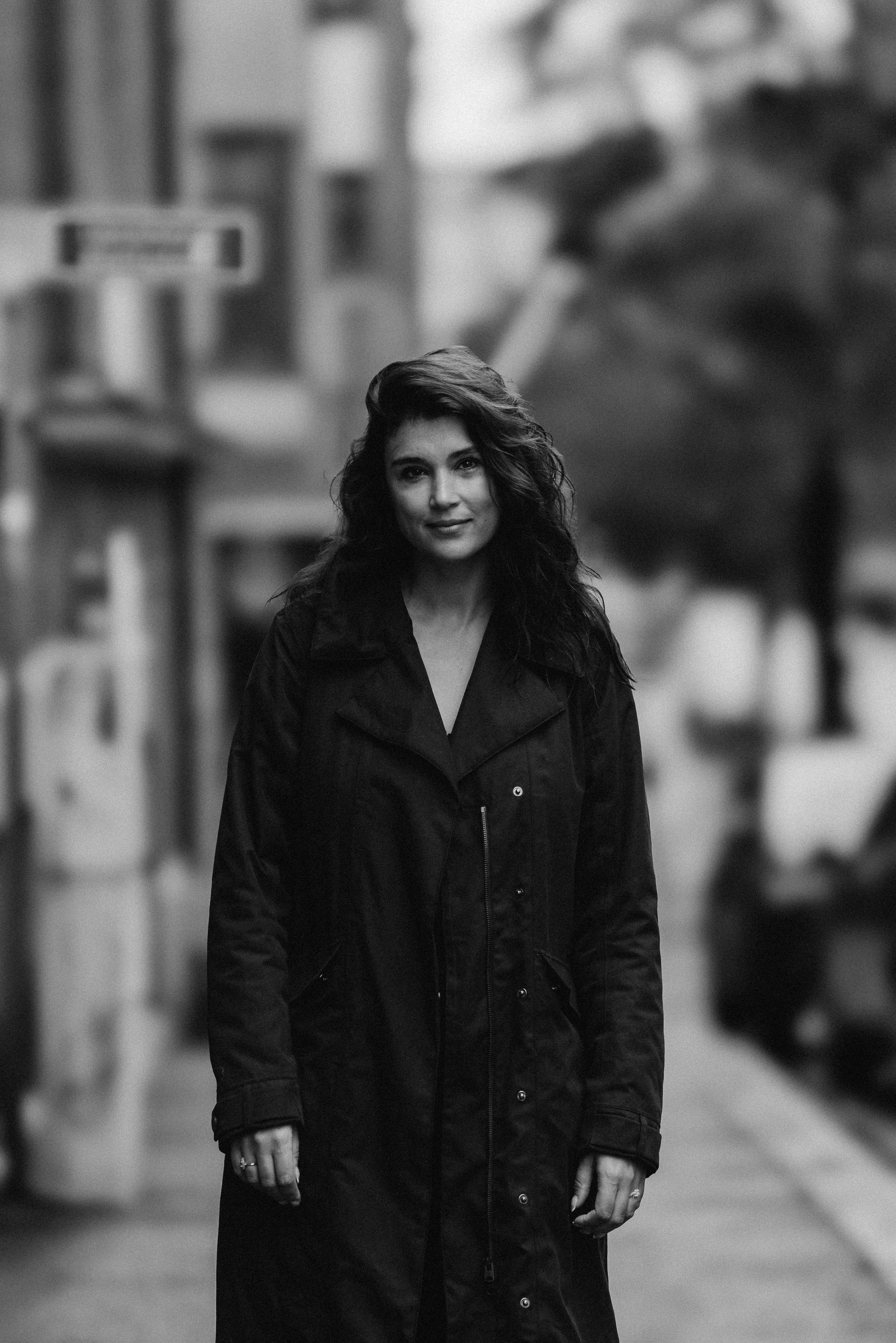 Potrait, Maryam Razavi. Wedding and portrait photographer in Helsinki Vickan O