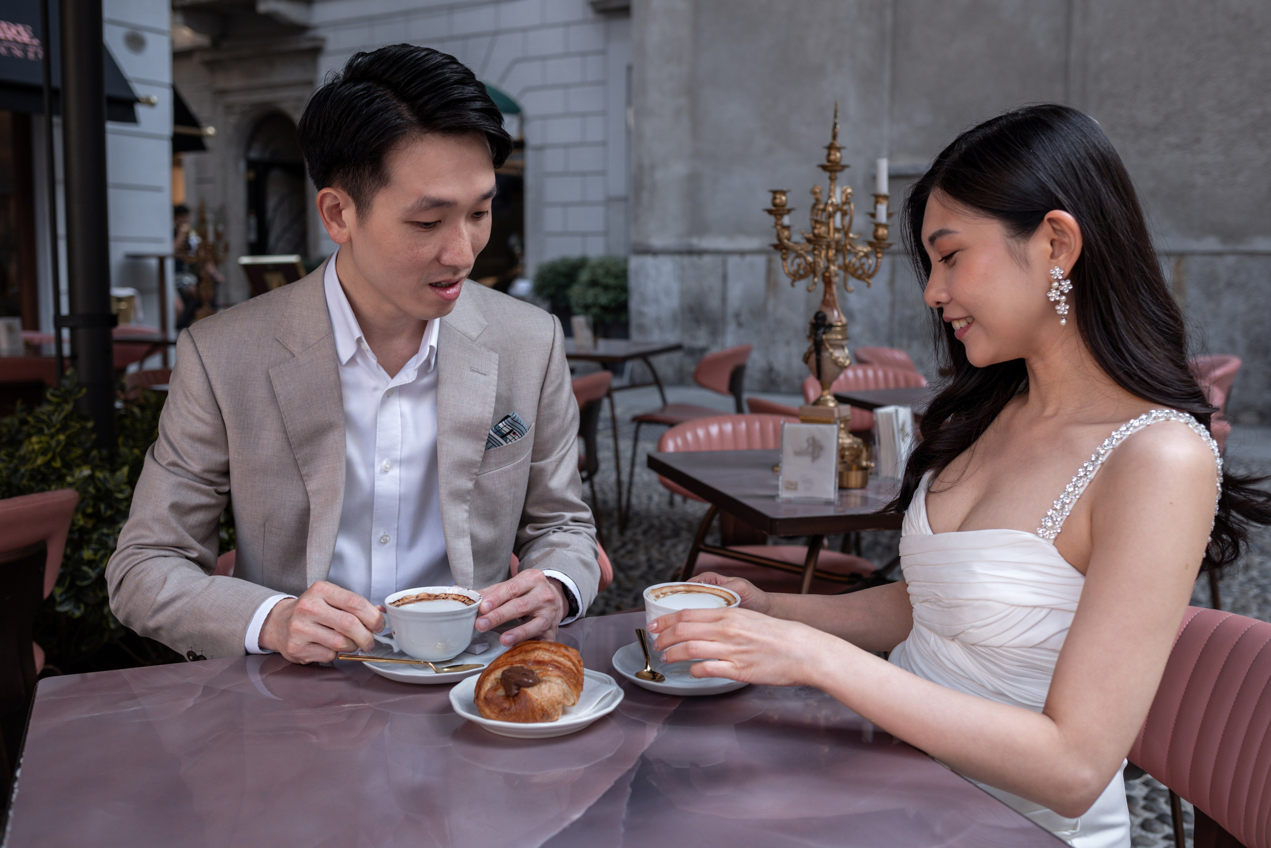 Walk in Milan. Photographer in Milan |Mila Pro Photo