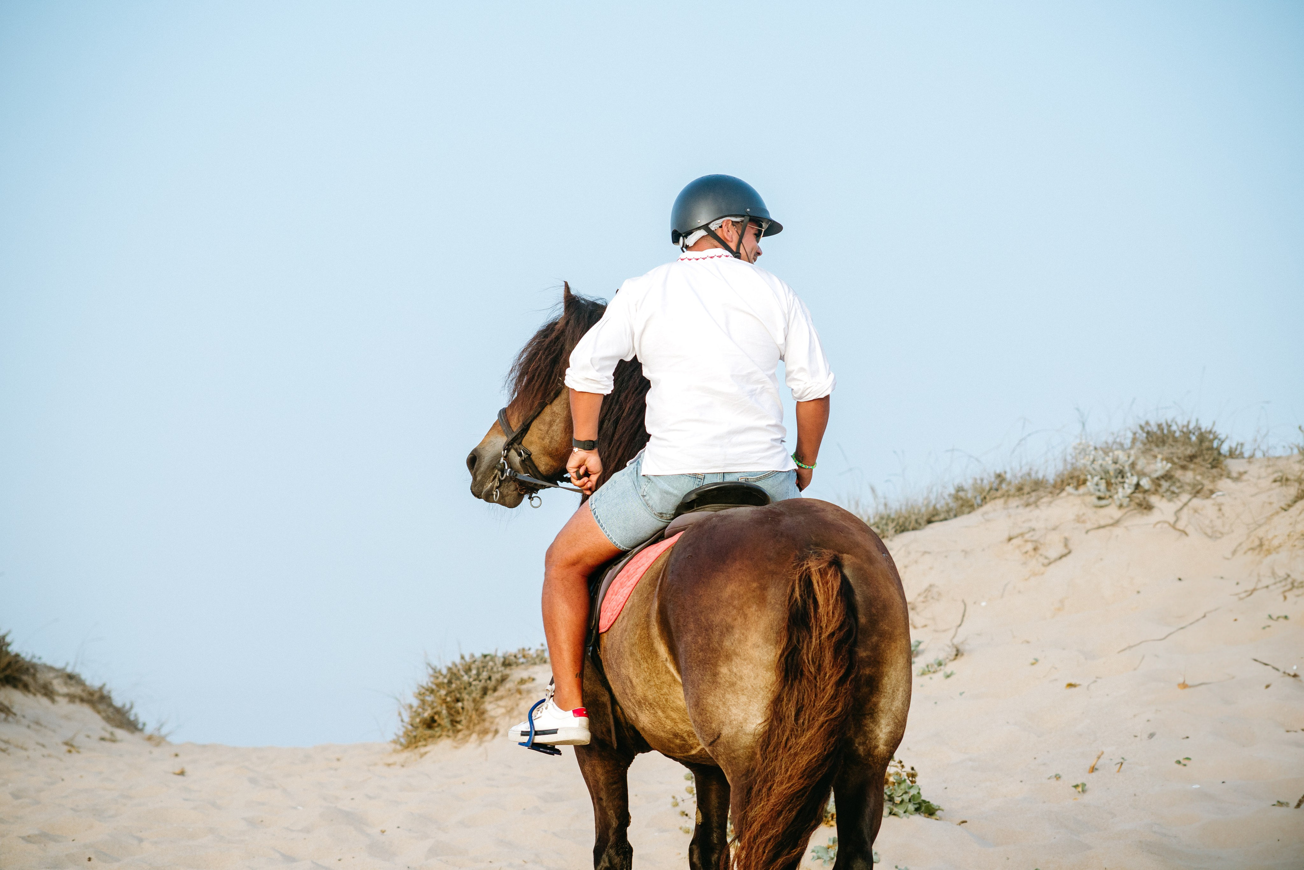 Marlene & Tiago com filhos. Passeios a Cavalo na Praia Peniche | Eco Salgados Agroturismo