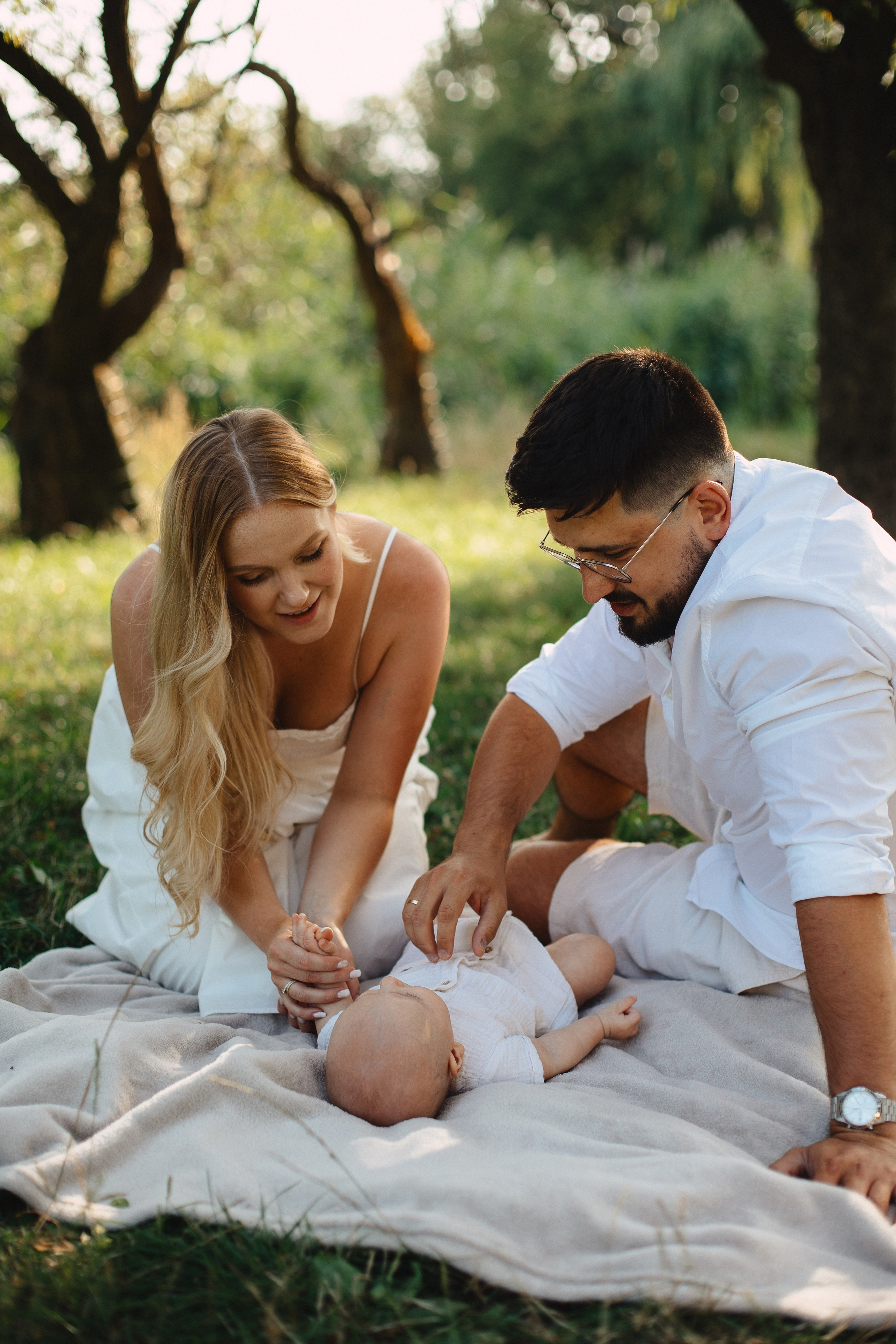 Pełna emocji fotografia sesja rodzinna i love story par zakochanych lifestyle | Natalia Malinowska Fotografia | Augustów Warszawa. Natalia Malinowska Fotografia | Fotograf ślubny i rodzinny Augustów Warszawa