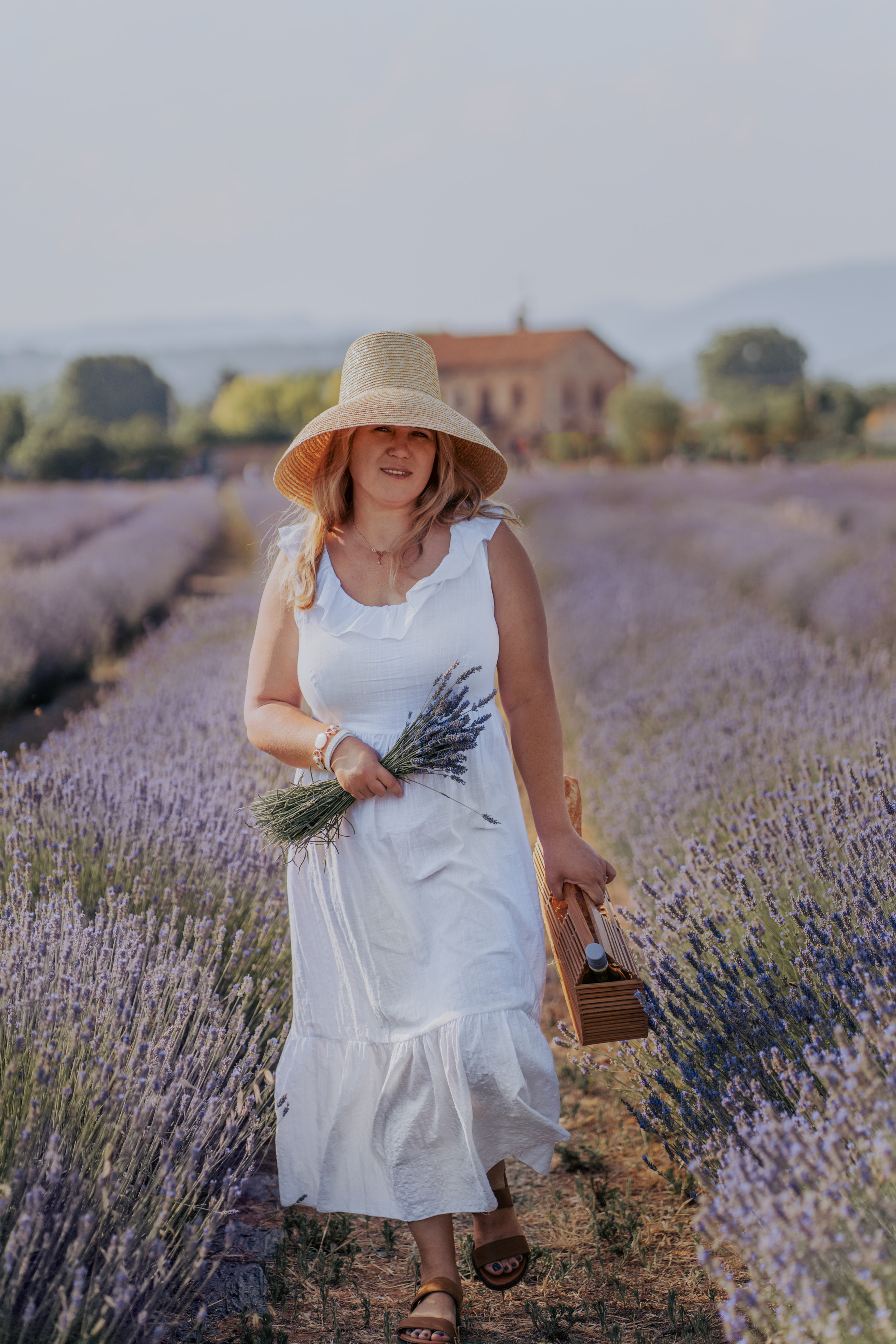 Lavanda. DiaFoto — Wow Photographer in Barcelona | Premium Barcelona Photoshoot Experience