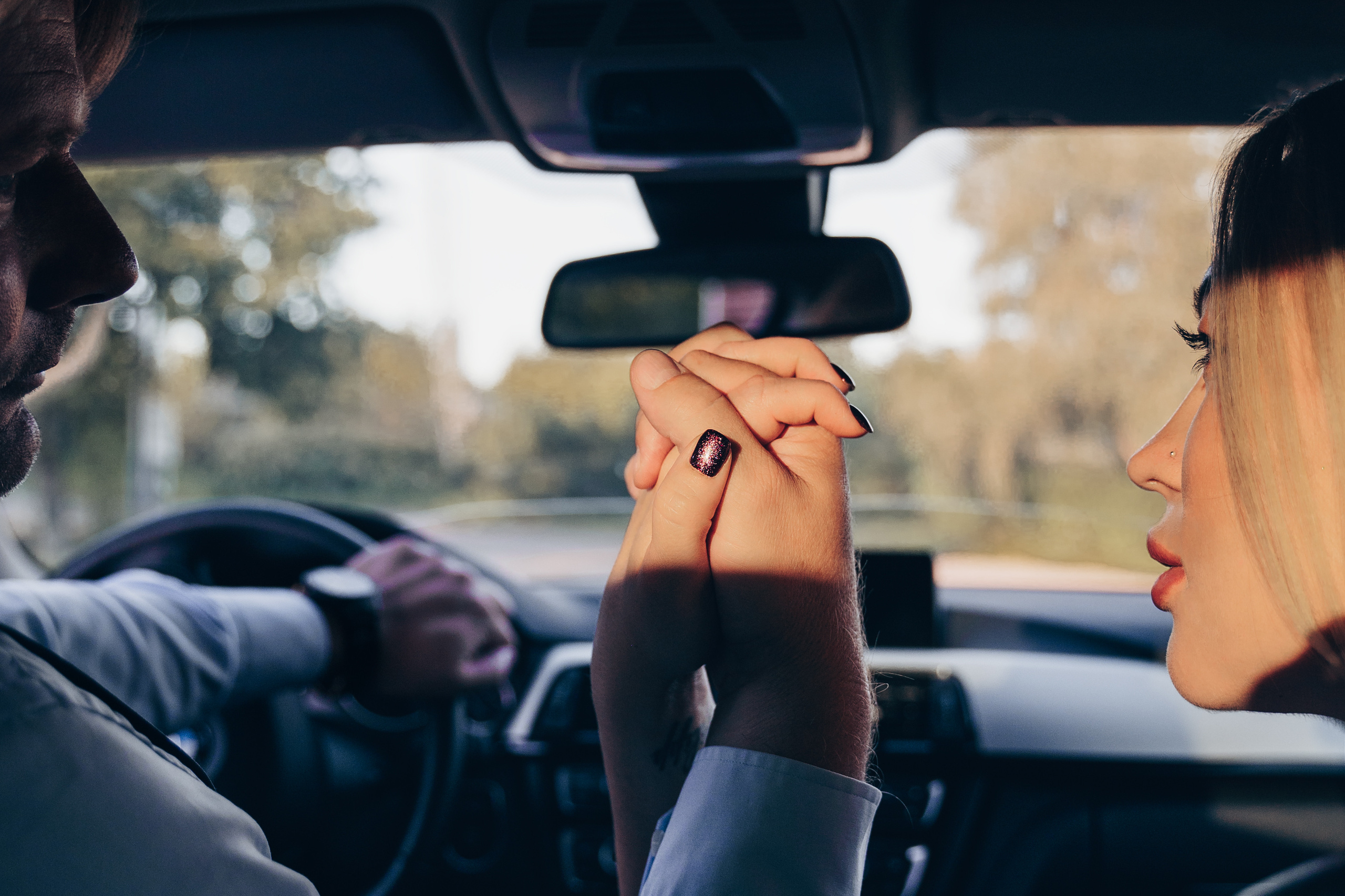 Date evening. DiaFoto — Wow Photographer in Barcelona | Premium Barcelona Photoshoot Experience