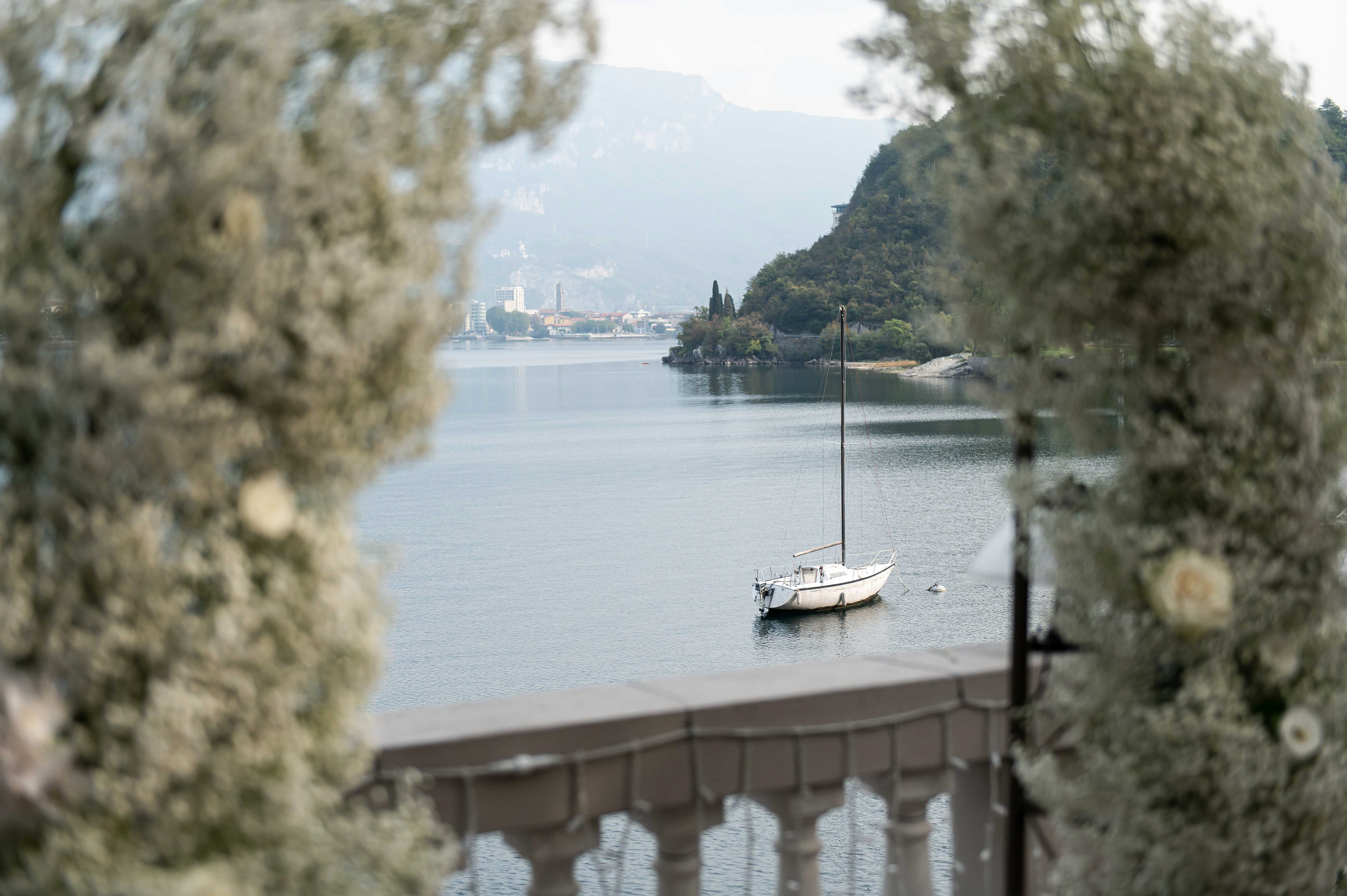 Italy, Lake Como. Wedding photographer in Spain