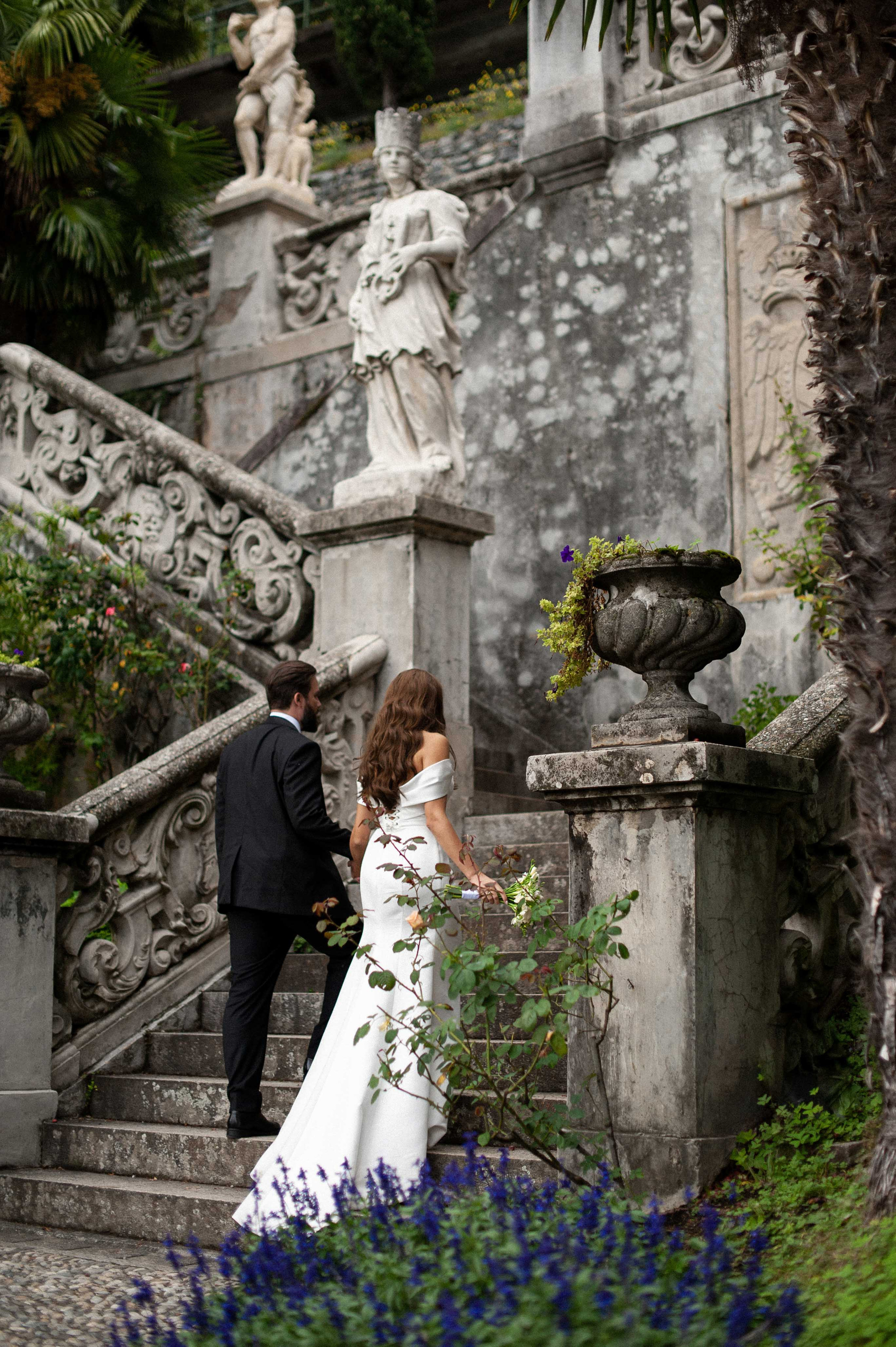 Two harts in Italy. Wedding photographer in Spain