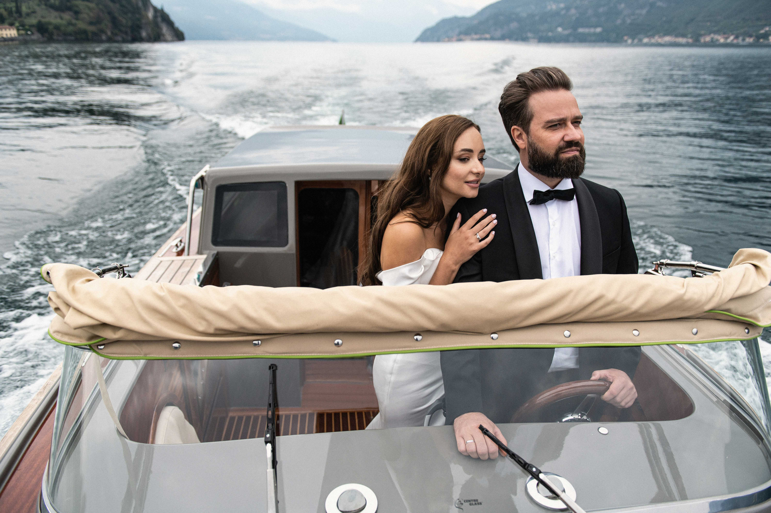 Two harts in Italy. Wedding photographer in Spain