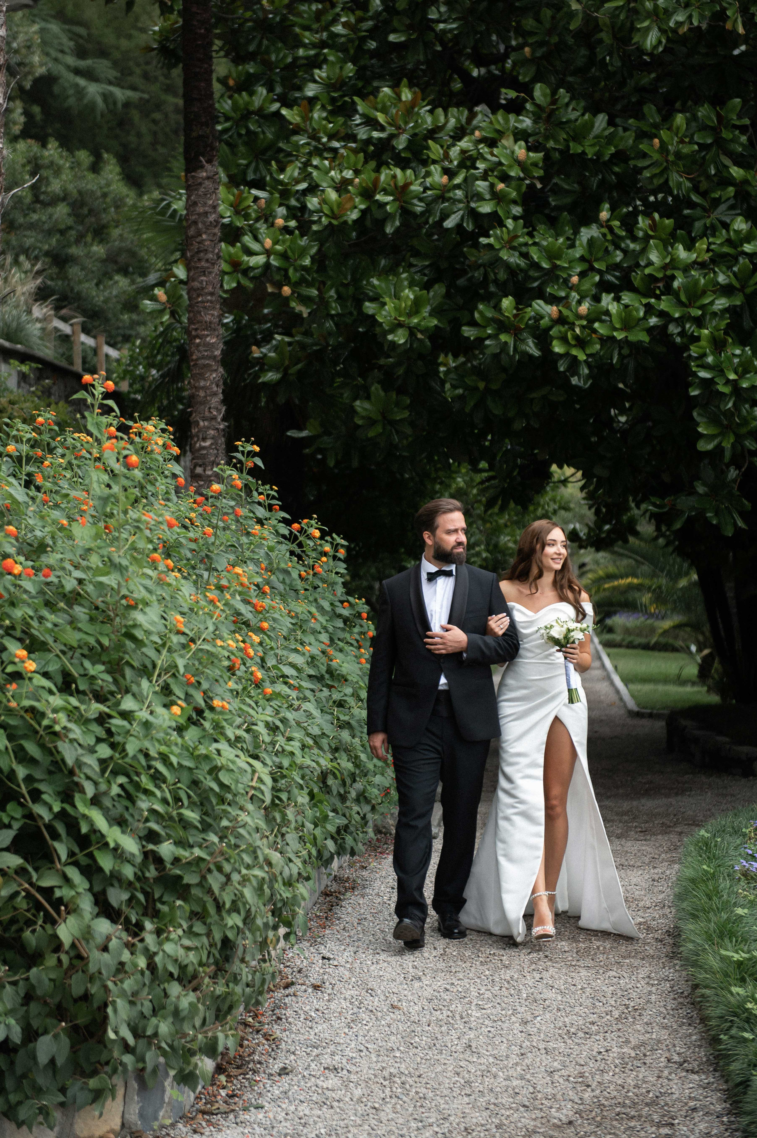 Two harts in Italy. Wedding photographer in Spain