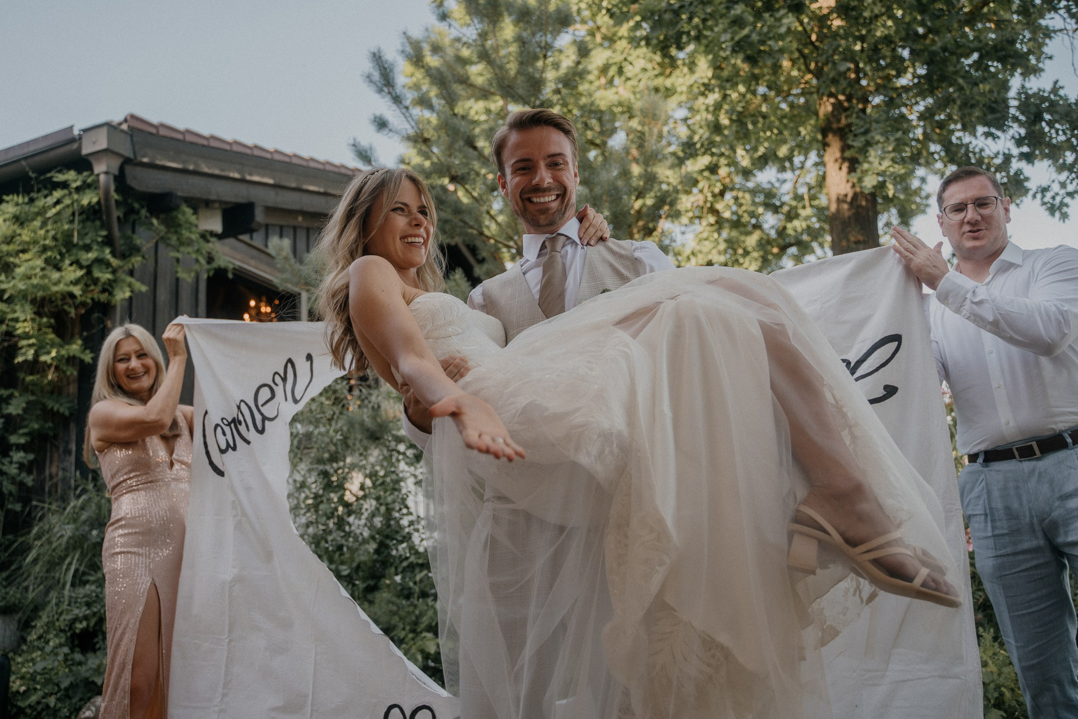 Heuchelberger Warte. Wedding photograper — Alex Popov photography Germany, Switzerland, Italy, France. Based in Stuttgart