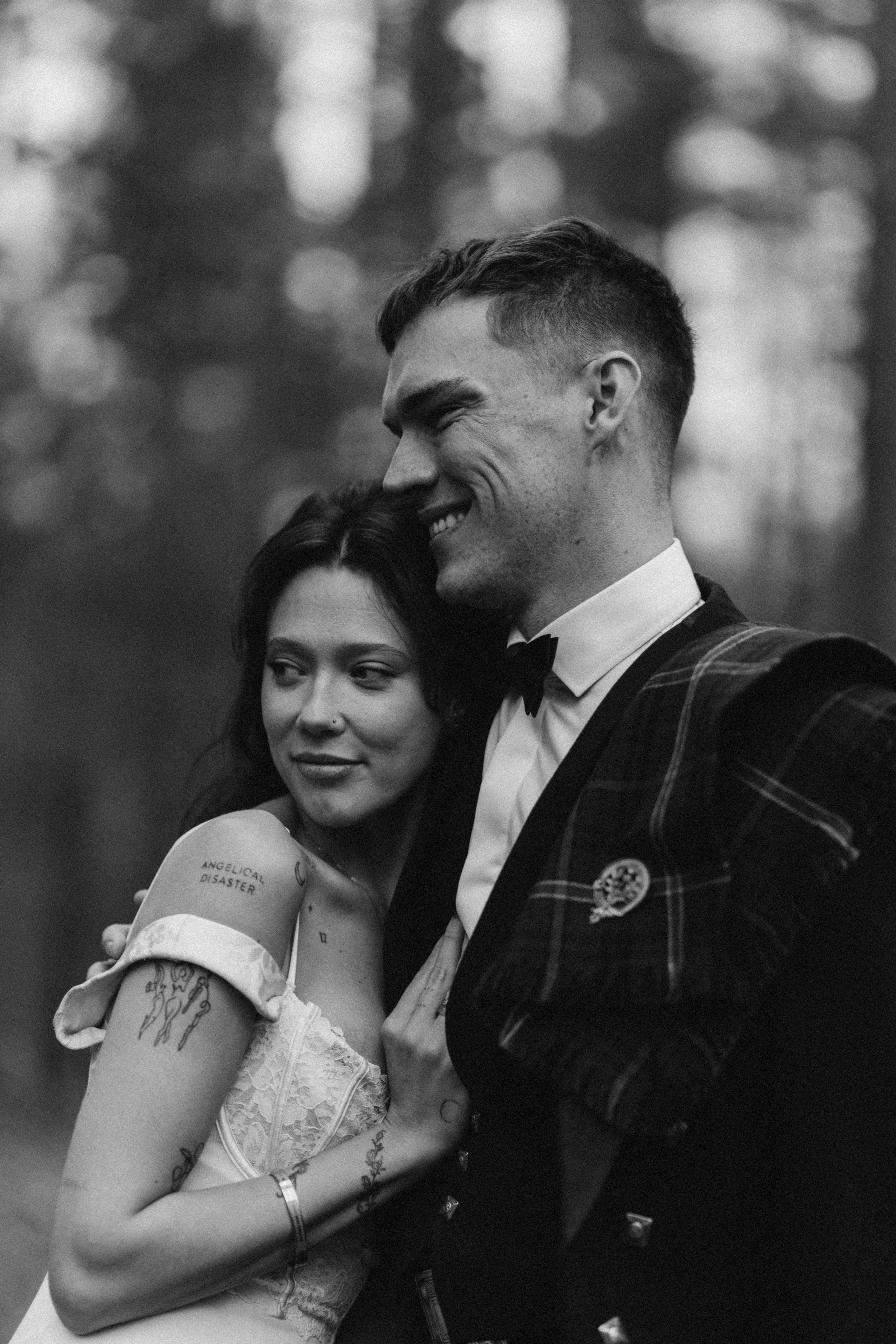 Venla & Kerr. Wedding and portrait photographer in Helsinki Vickan O