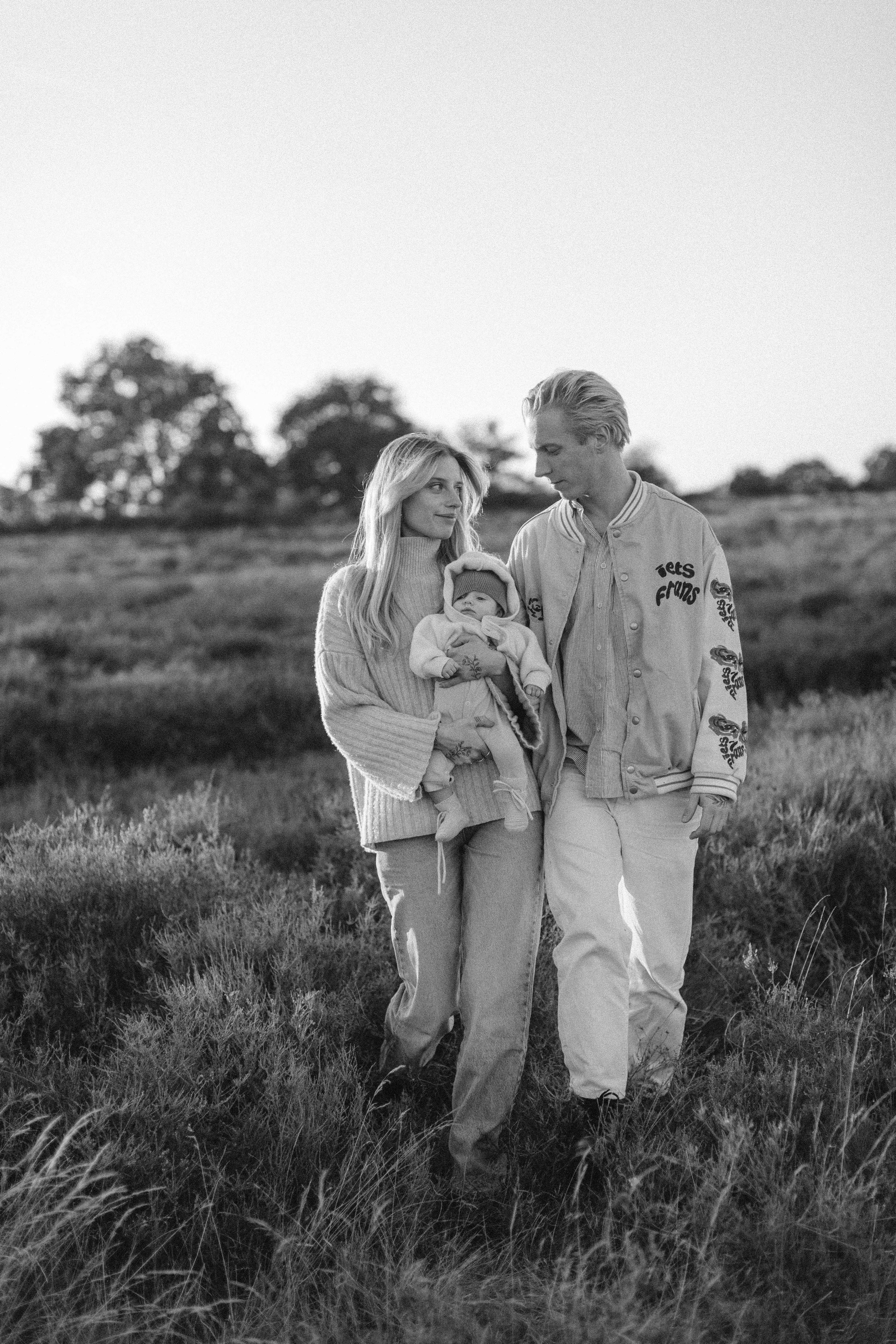 Family photoshoot in nature. True self
