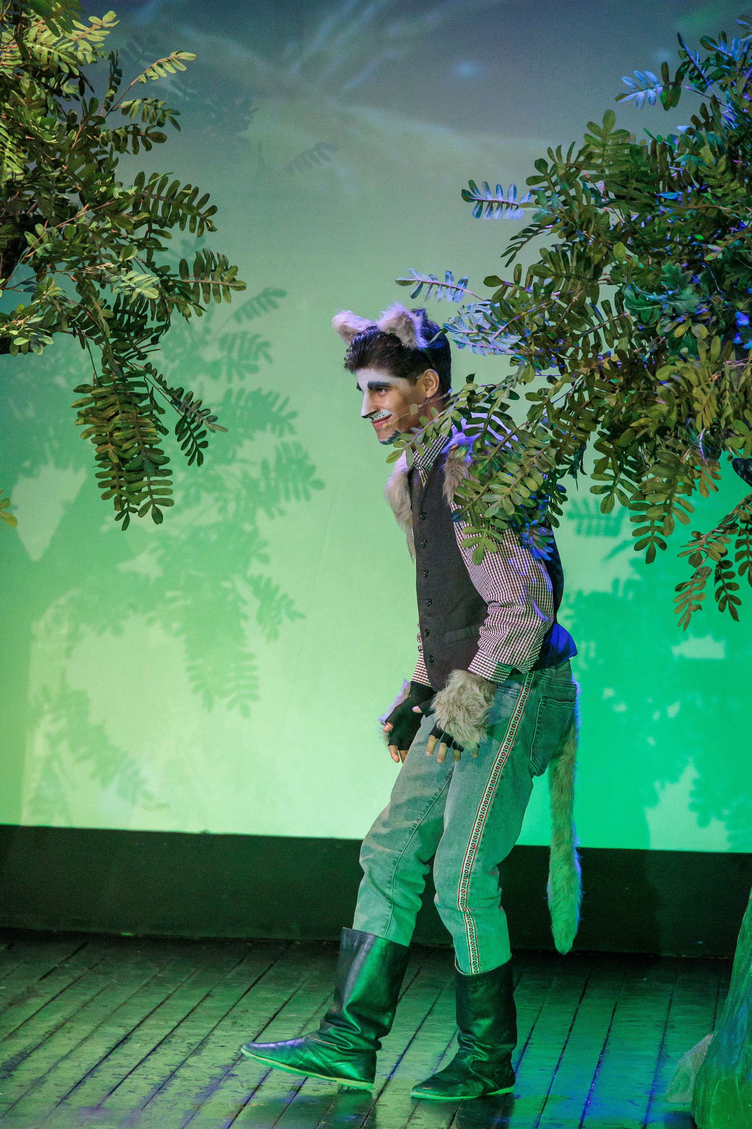 Povestea Scufita Rosie. Clounella. ✔️ Servicii foto si video in Chisinau Moldova - Cinematic.md