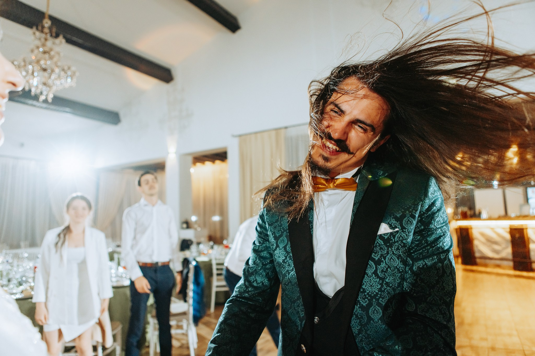 Radu si Diana. Wedding photographer and videographer