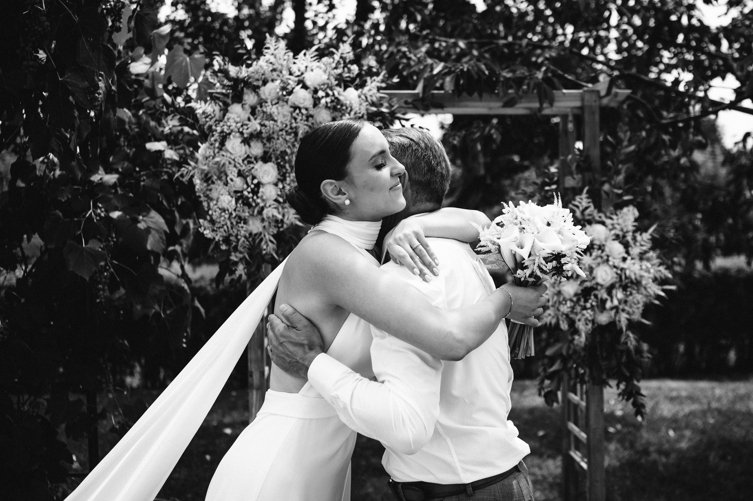 Rodica și Claudiu - O nuntă autentică și plină de emoție la Golden Forest. Valentin Melen - fotograf de nunta 🤍