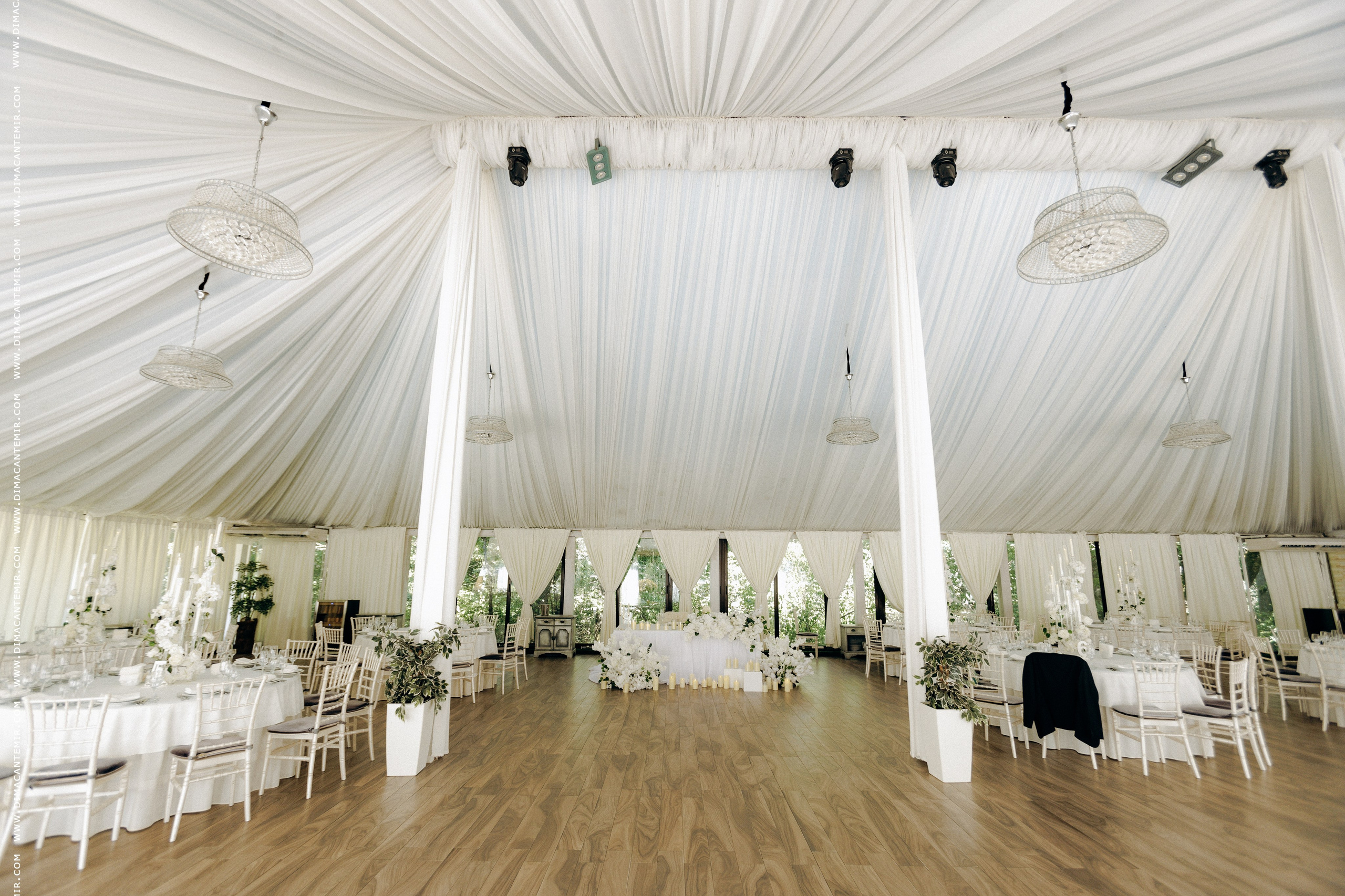 TUDOR & ALIONA | Gril Parc. Fotograf de nuntă în Chisinau, Moldova. Poze și Video Comerciale