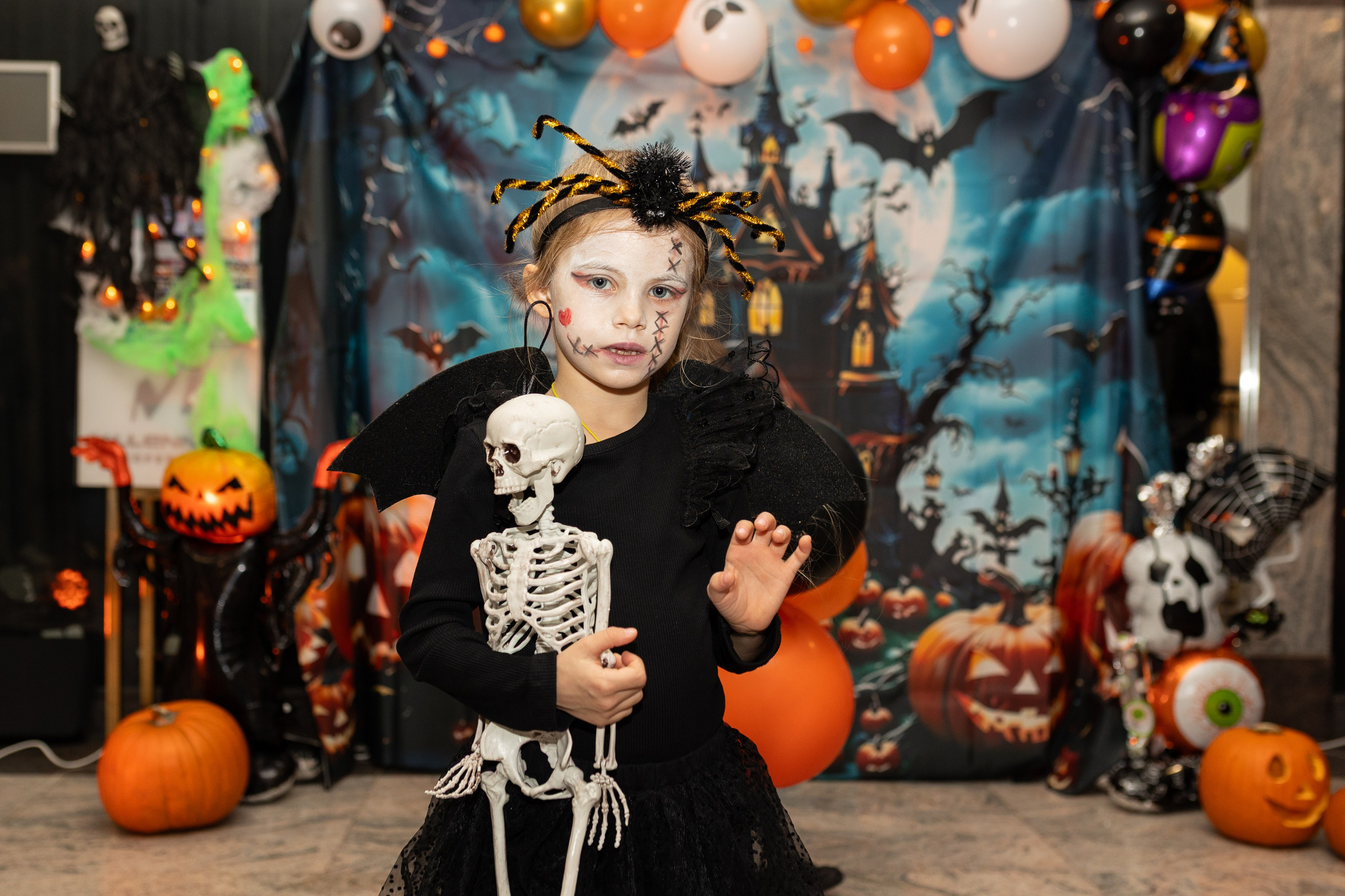 Leo dance studio Helloween 2025. Семейный и детский фотограф в Варшаве Мила Бобровская