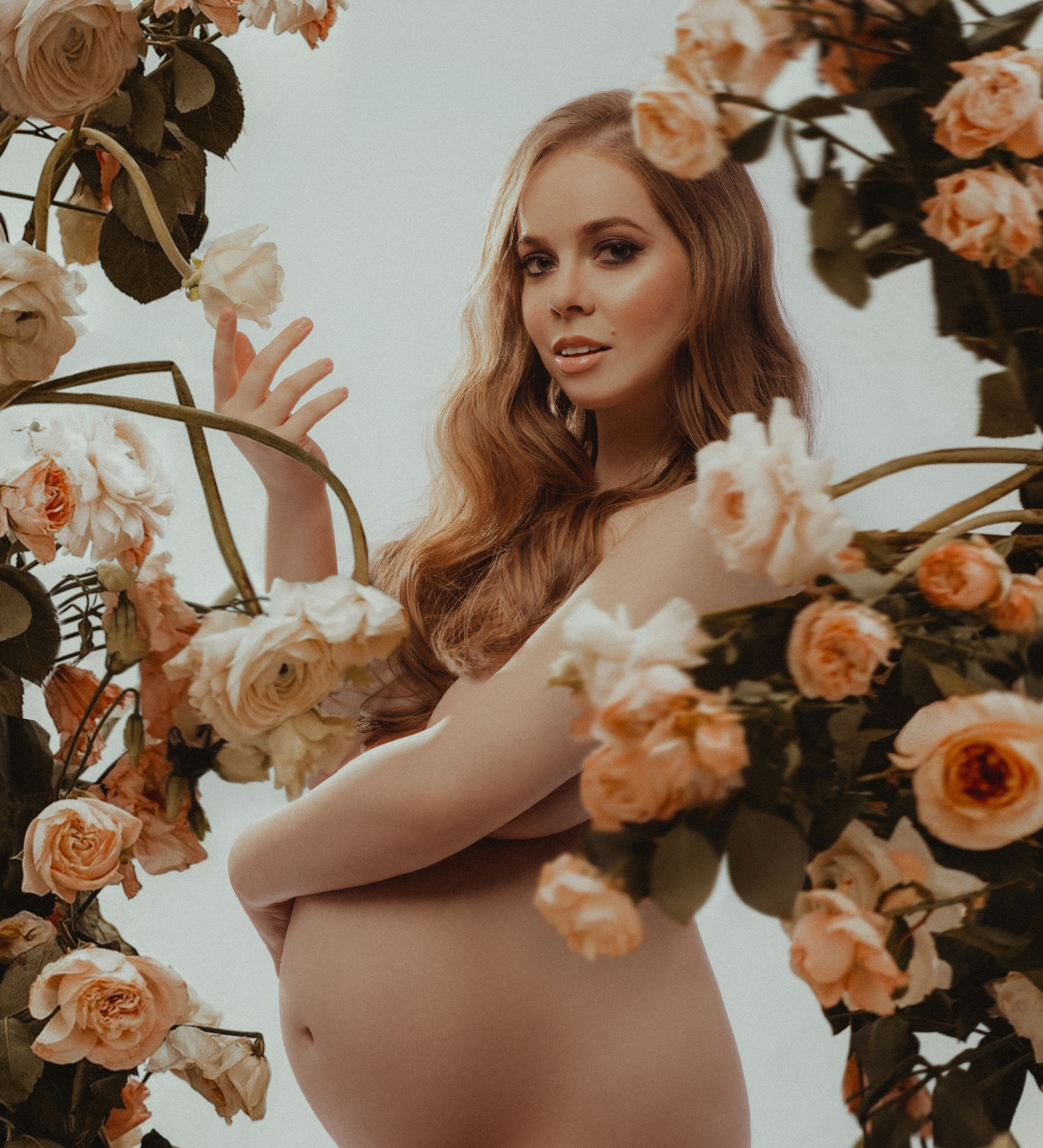 Těhotenské focení. Profesionální fotografka v Praze Anastasia Haritonova