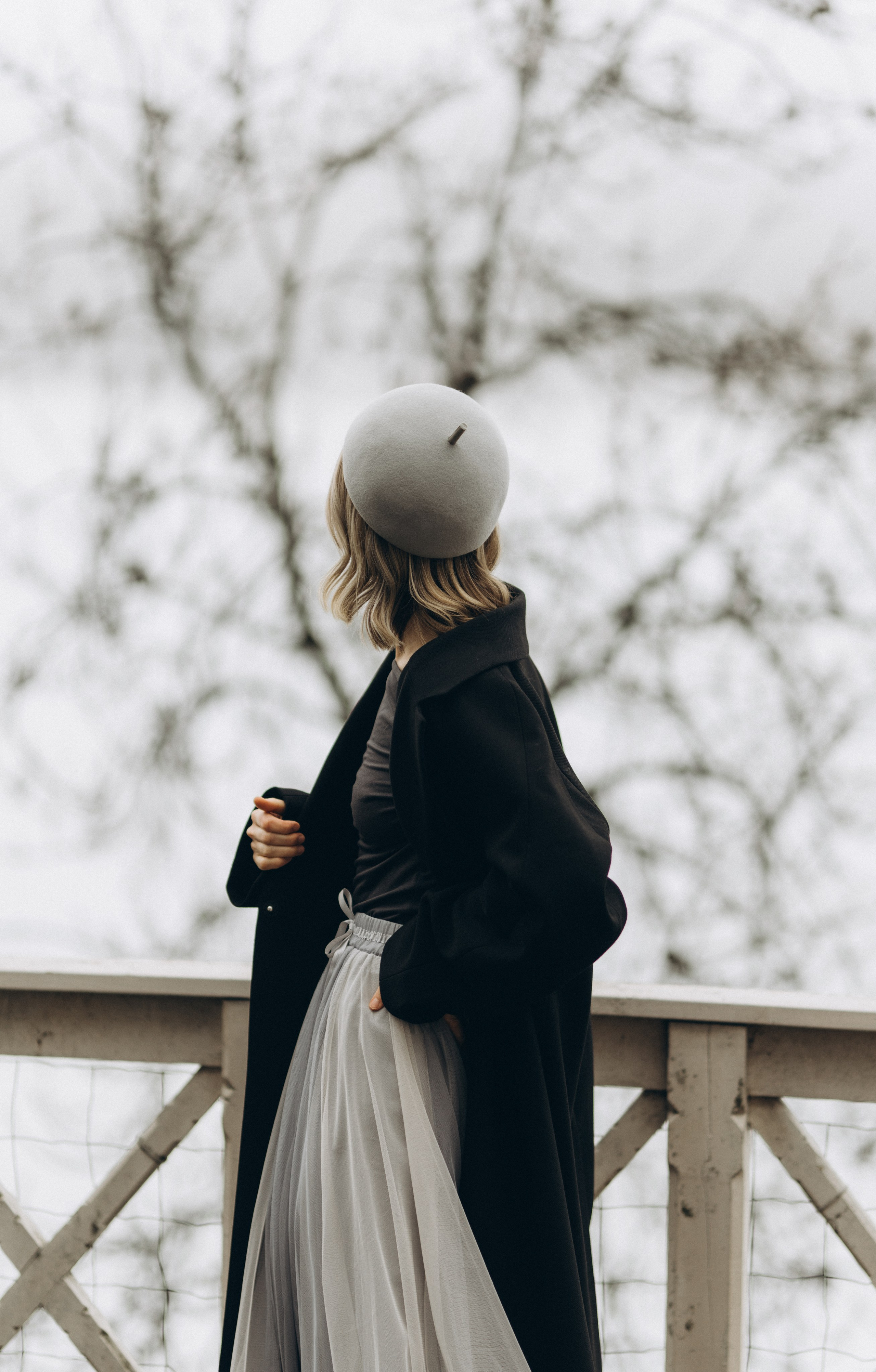 Woman phoshoot. Wedding and portrait photographer in Helsinki Vickan O