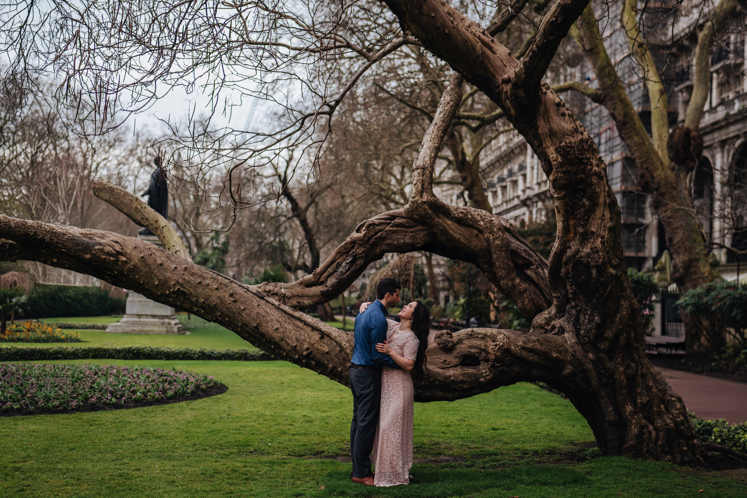 Love story near Big Ben, London. Wedding and family photographer in London