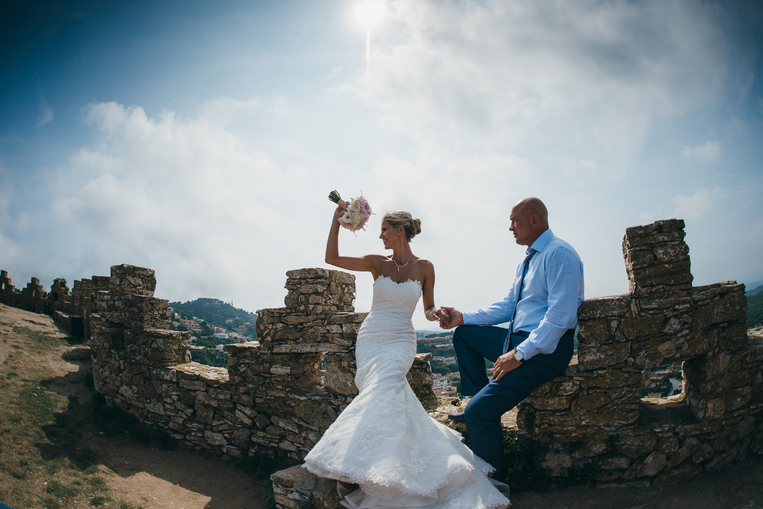 Boda de Aleksandr&Julia en Mas Falet 1682. Fotógrafo profesional Bilbao