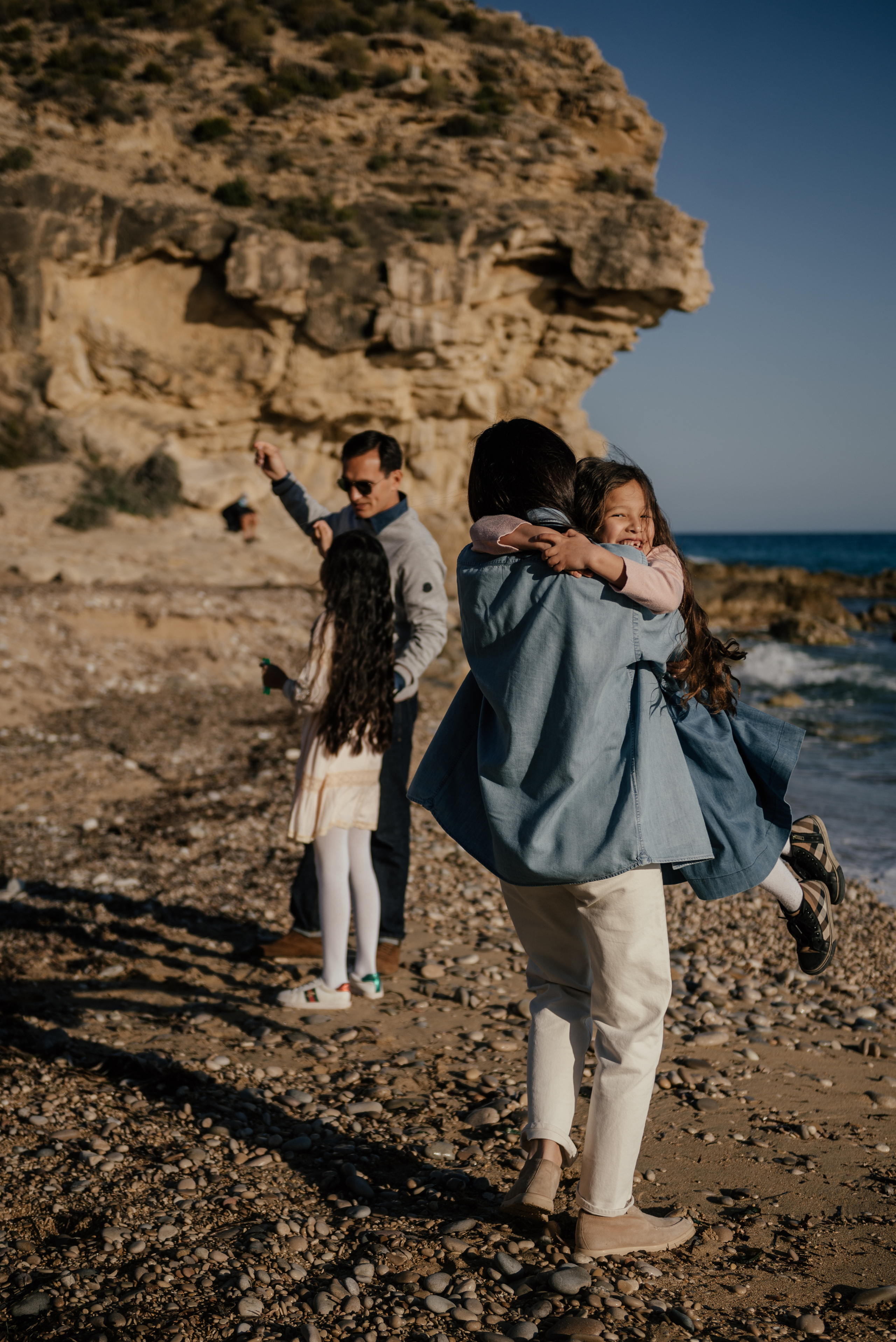 Tota&Sahsa&Ameli&Adel