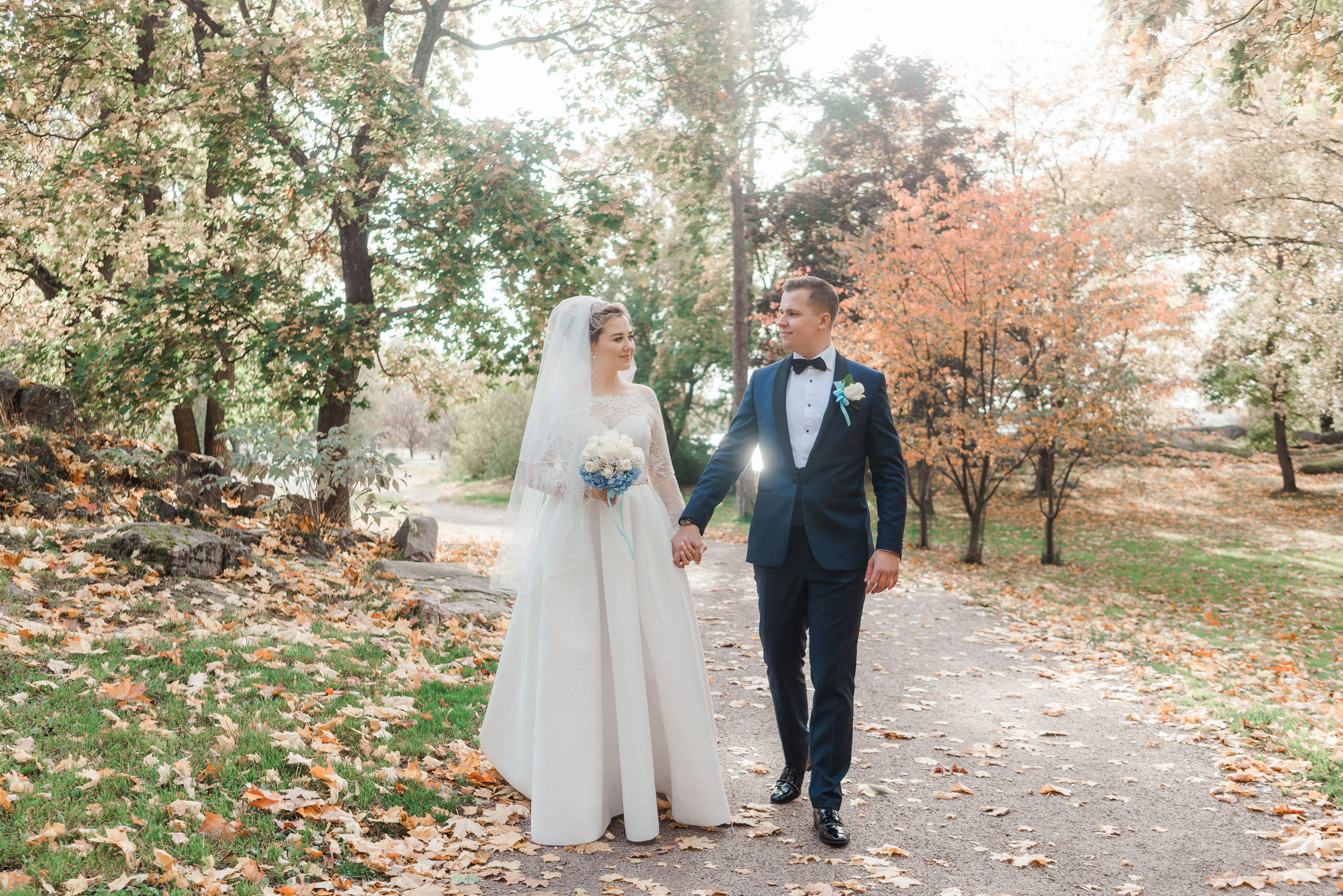 O&A, hääkuvaaja Helsinki, Johanneksen kirkko ja Radisson Blu Royal